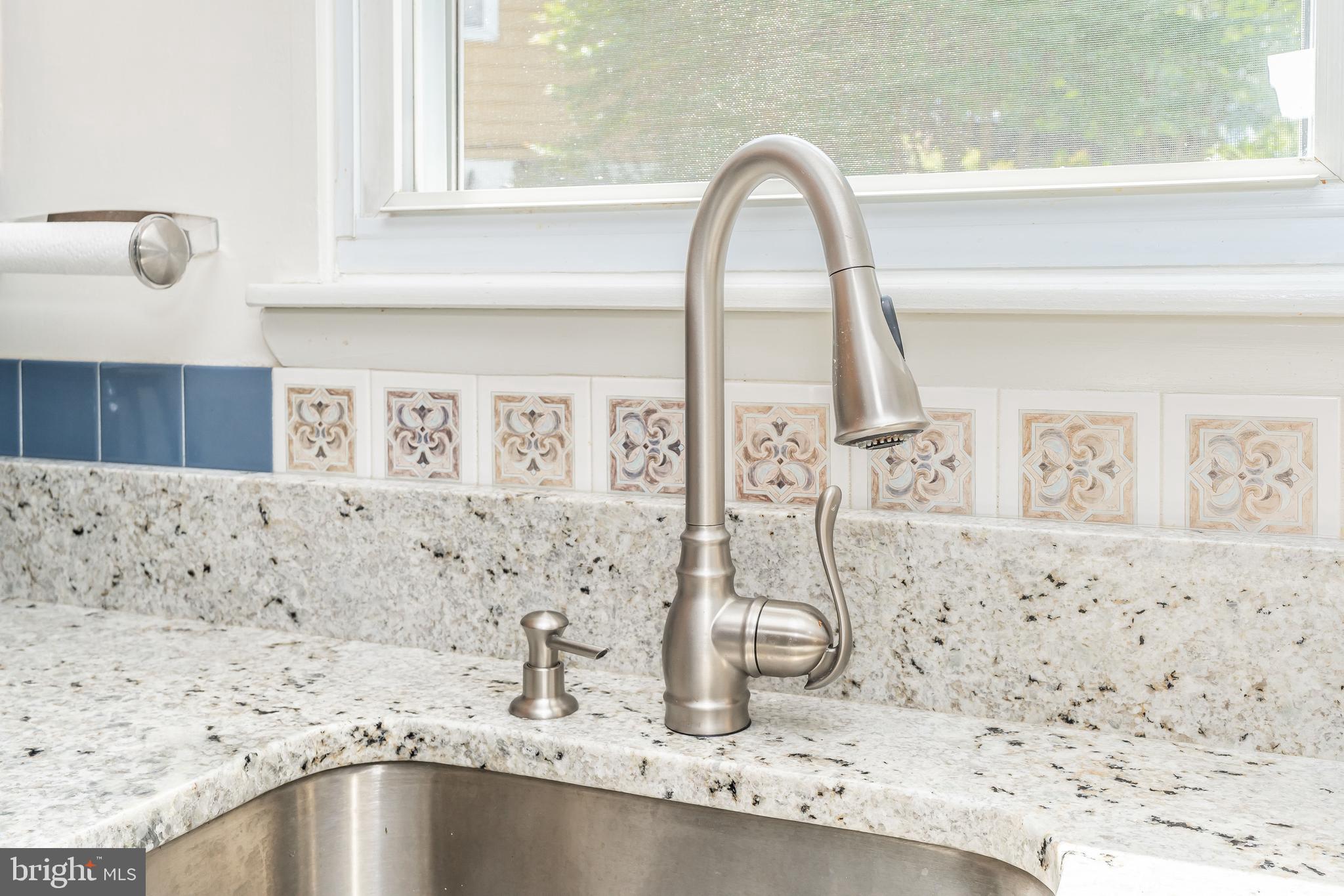 ARUNDEL HILLS - Residential