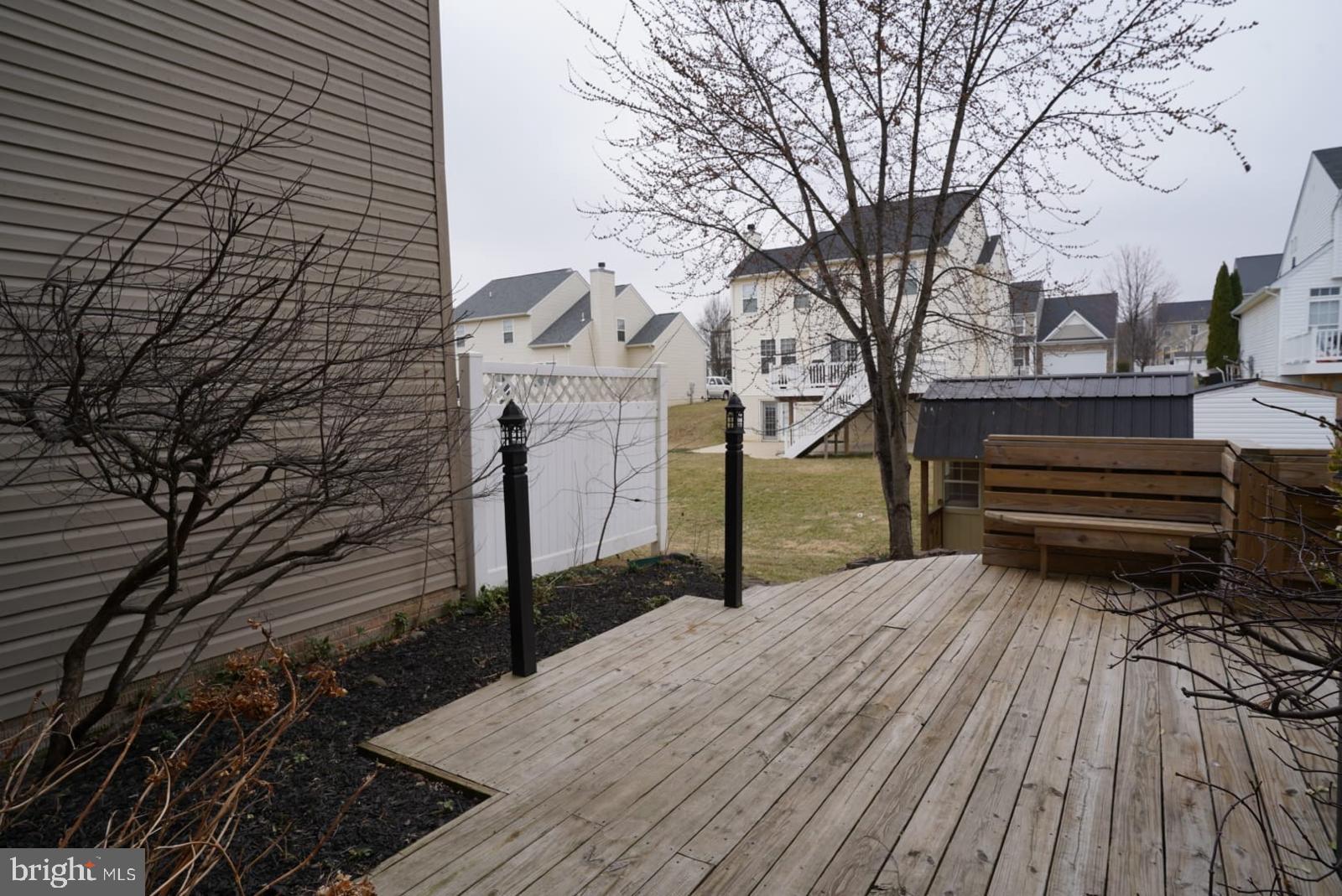 LAKELAND PLACE - Residential