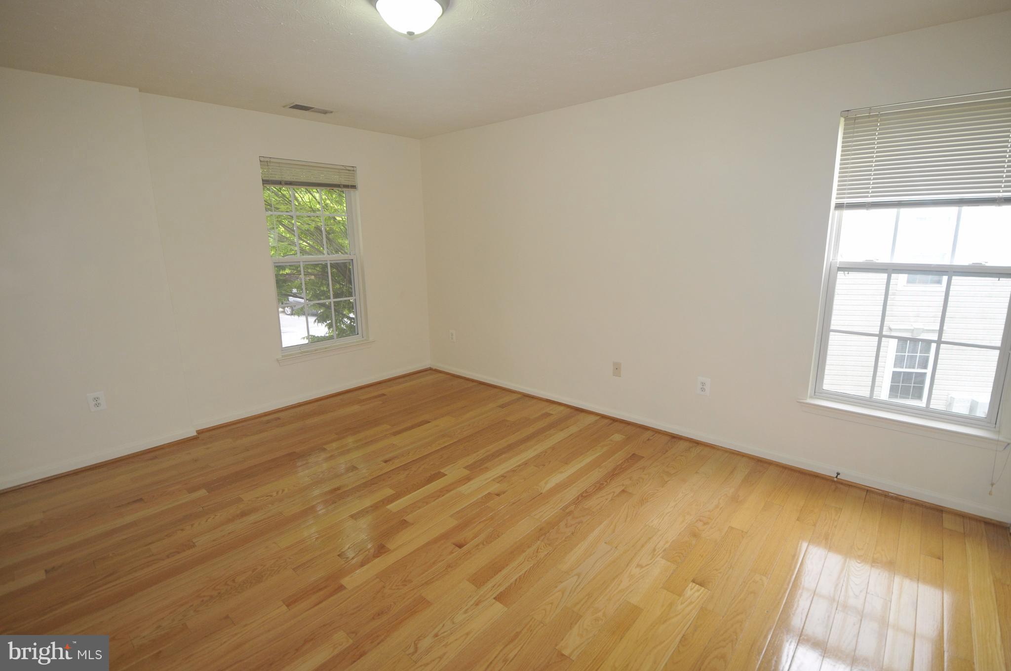 NEW TOWN - Residential