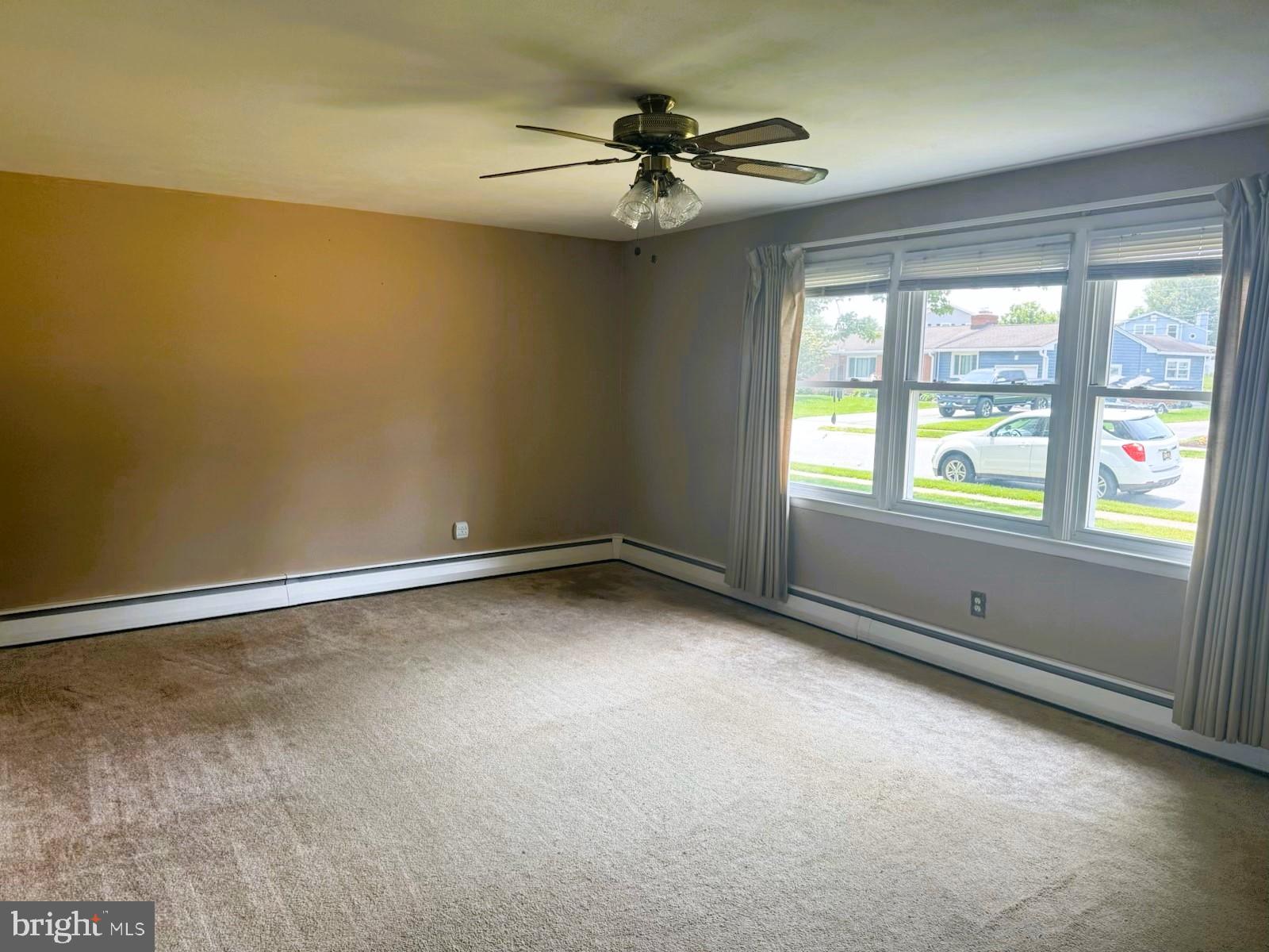 122 S DILLWYN ROAD