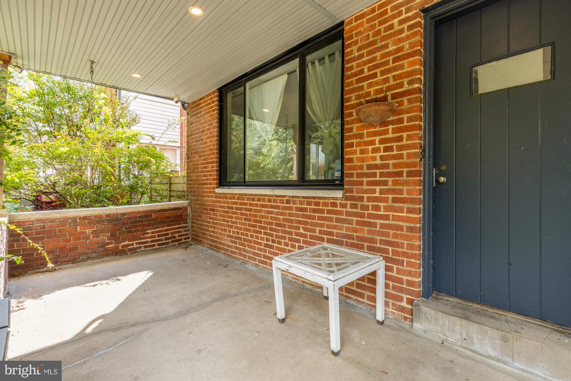 215 HAWAII AVENUE NE