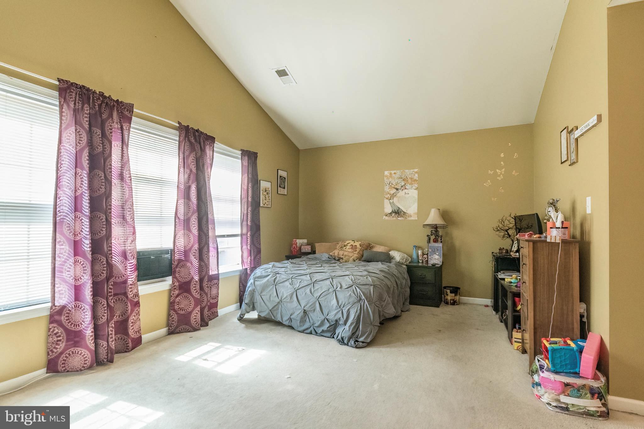 MANOR PARK - Residential