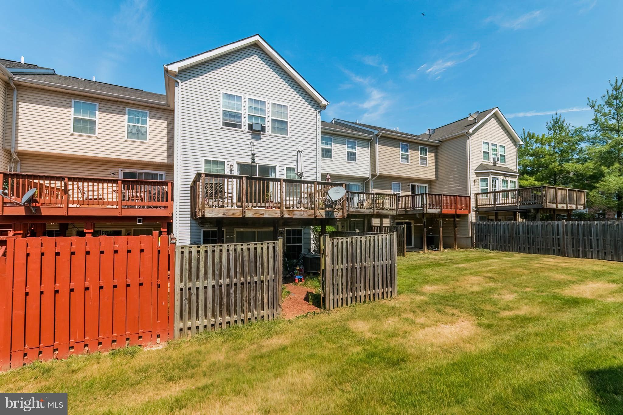 MANOR PARK - Residential