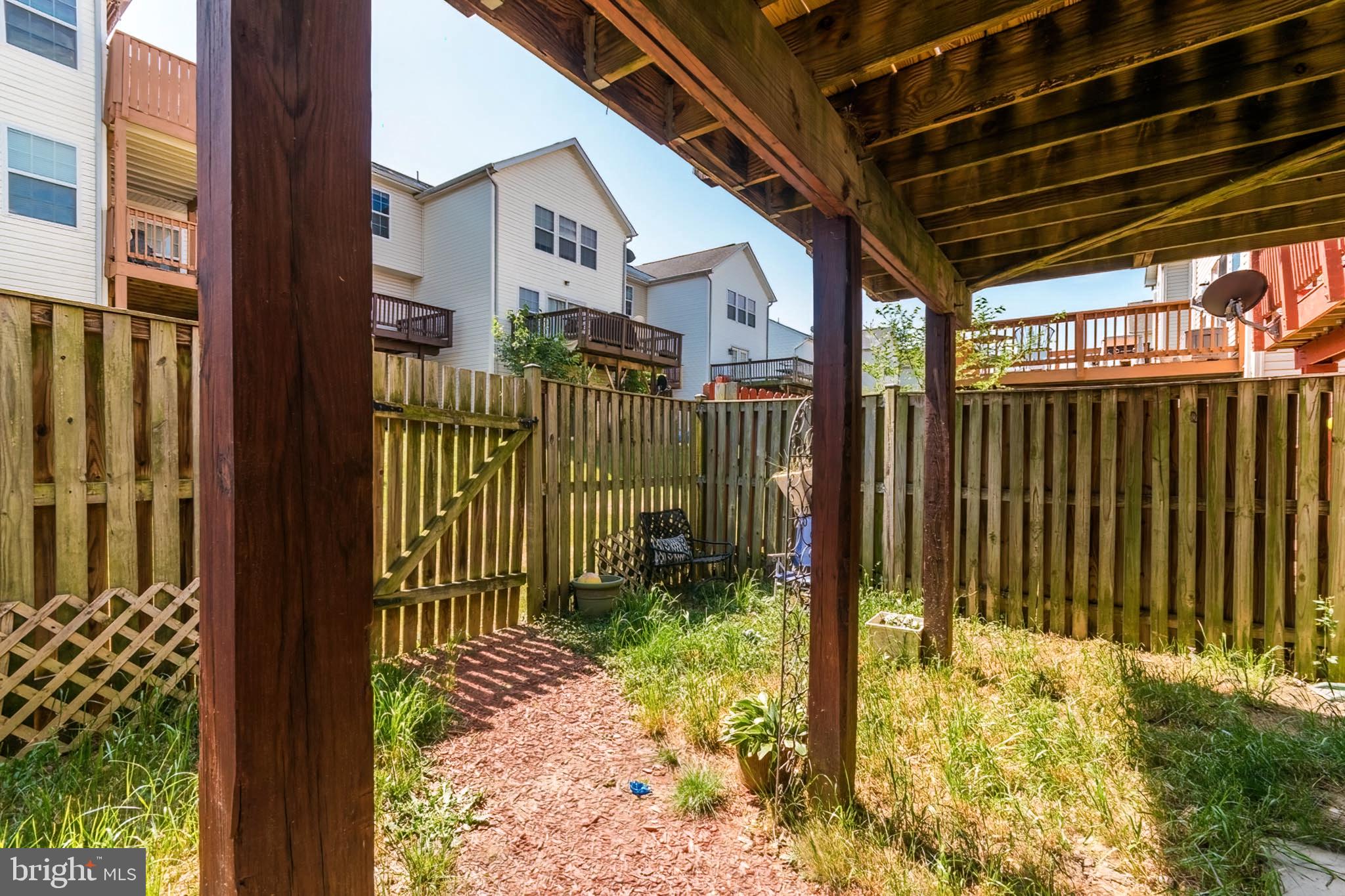 MANOR PARK - Residential