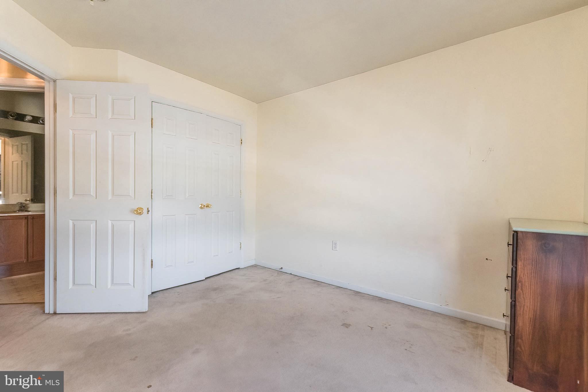 MANOR PARK - Residential