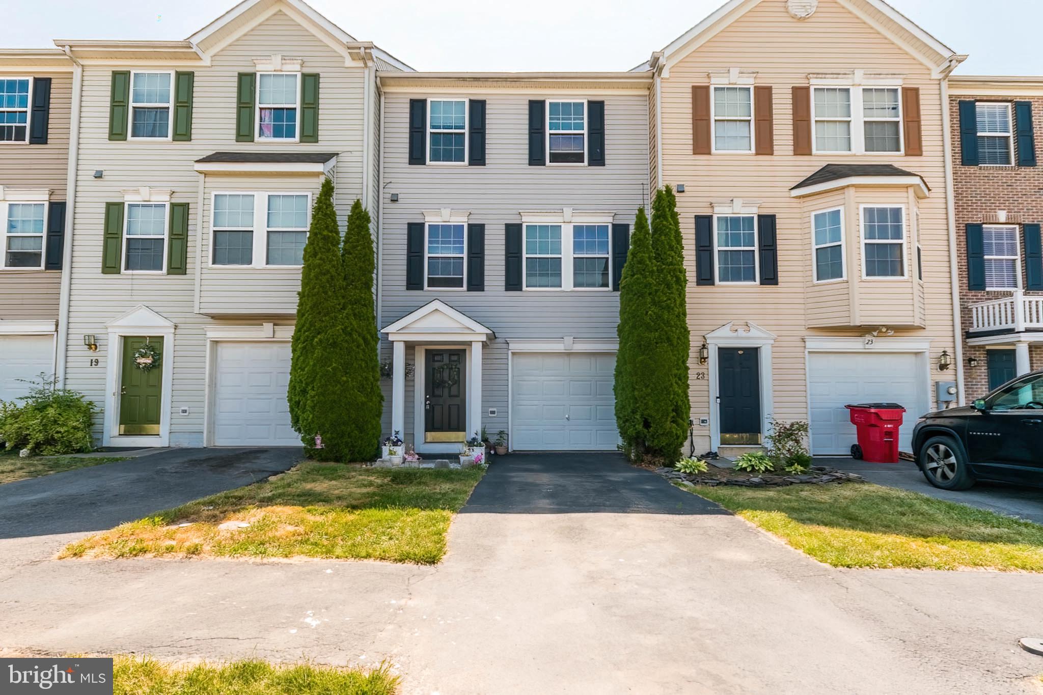 MANOR PARK - Residential