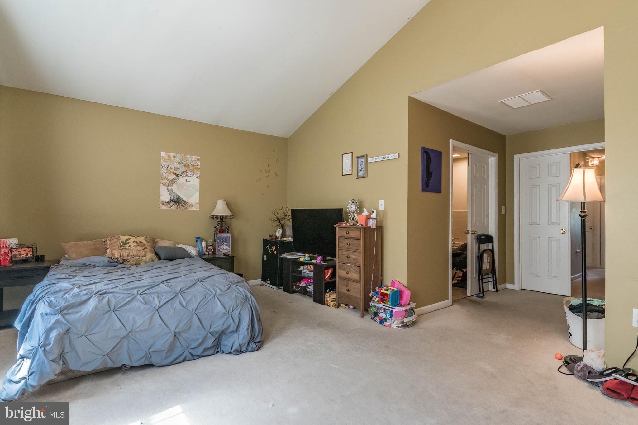 MANOR PARK - Residential