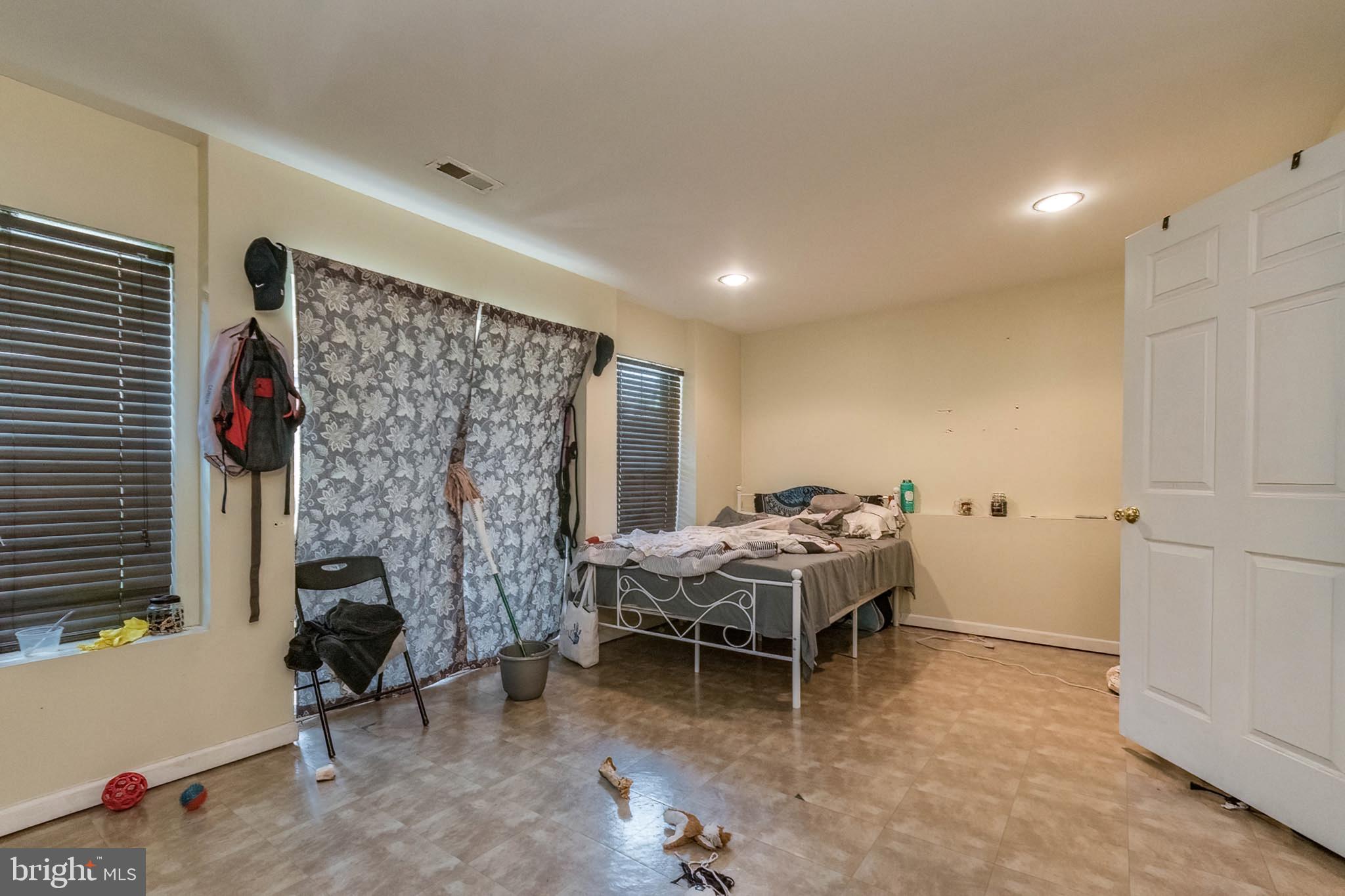 MANOR PARK - Residential