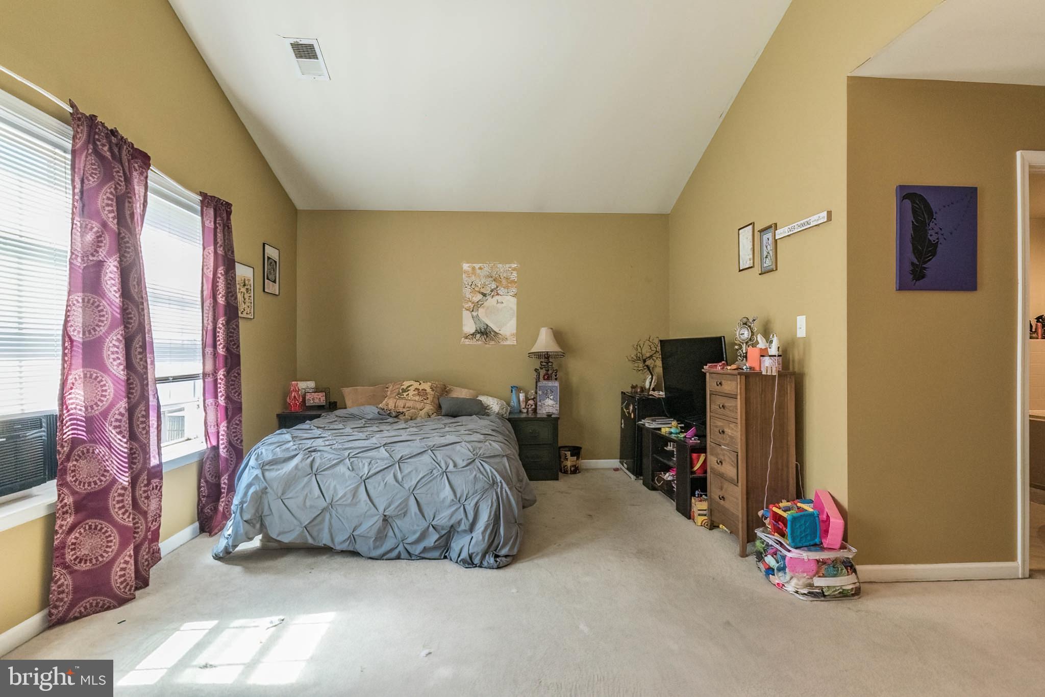 MANOR PARK - Residential