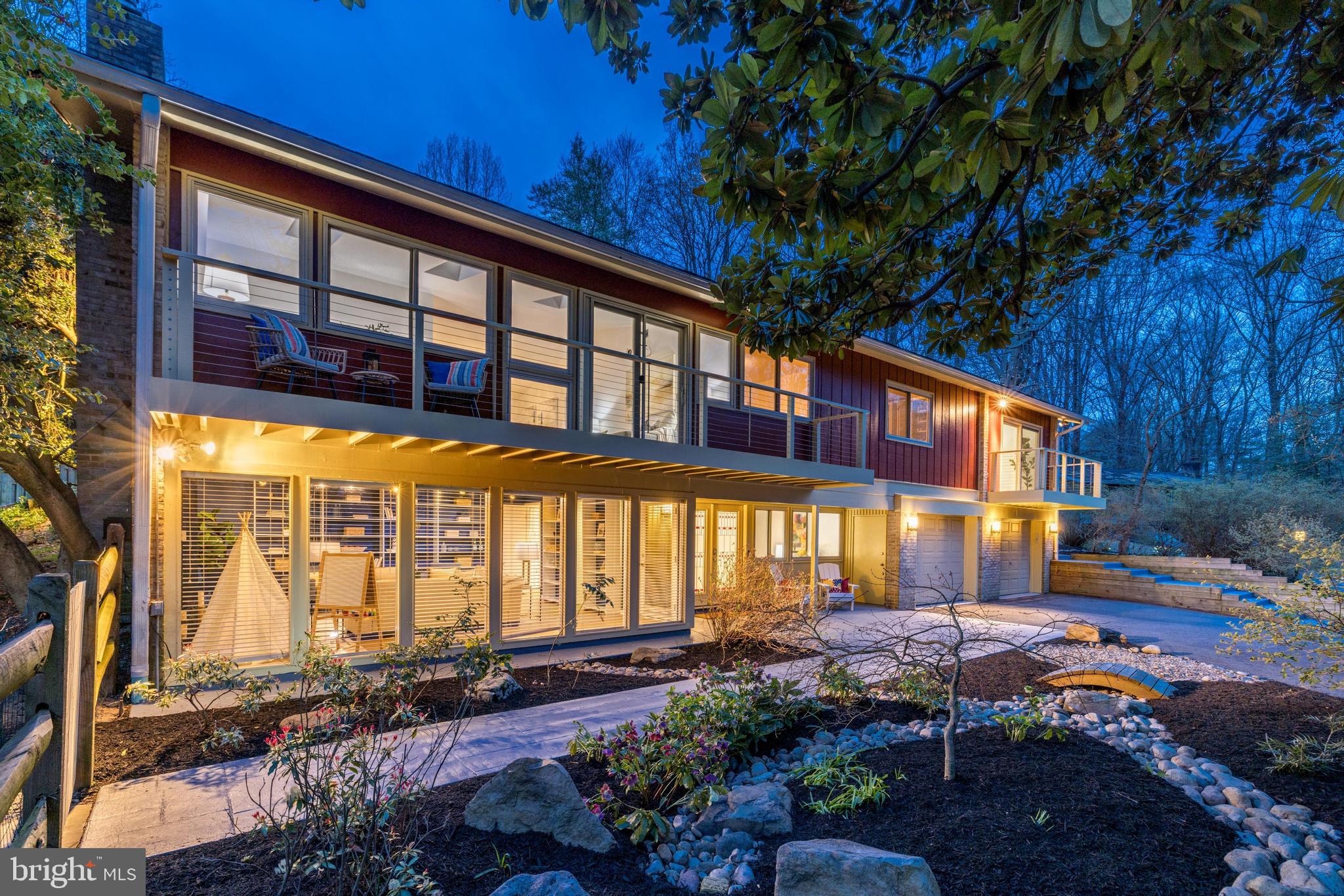 CARDEROCK SPRINGS - Residential