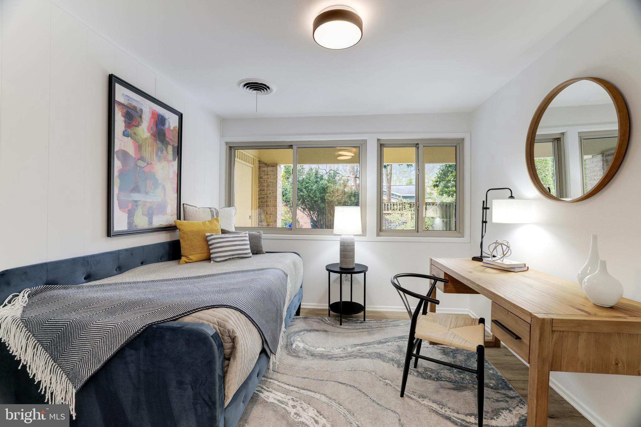 CARDEROCK SPRINGS - Residential