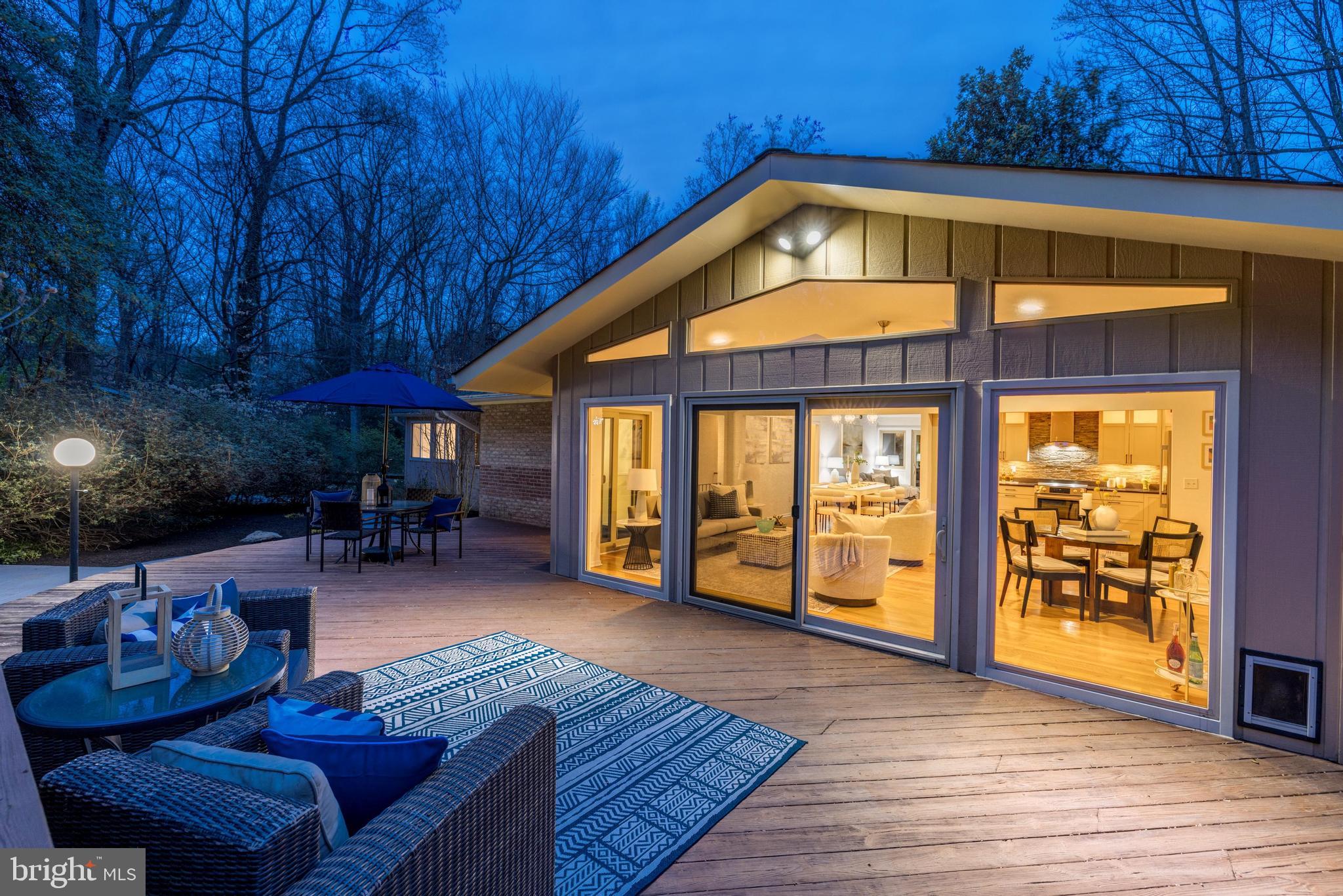 CARDEROCK SPRINGS - Residential