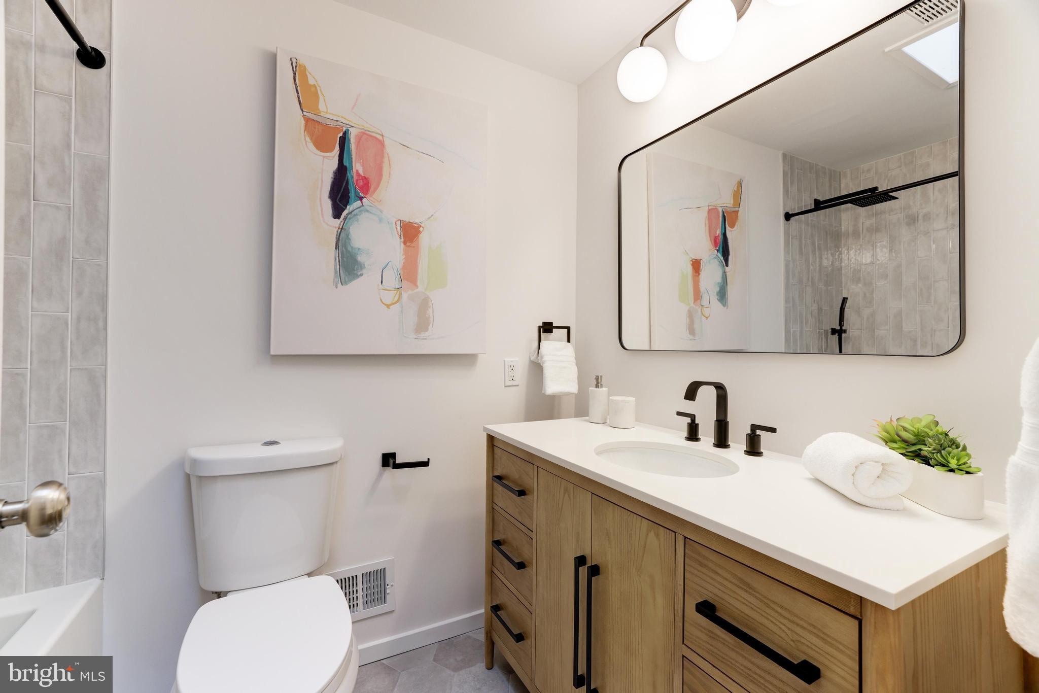 CARDEROCK SPRINGS - Residential