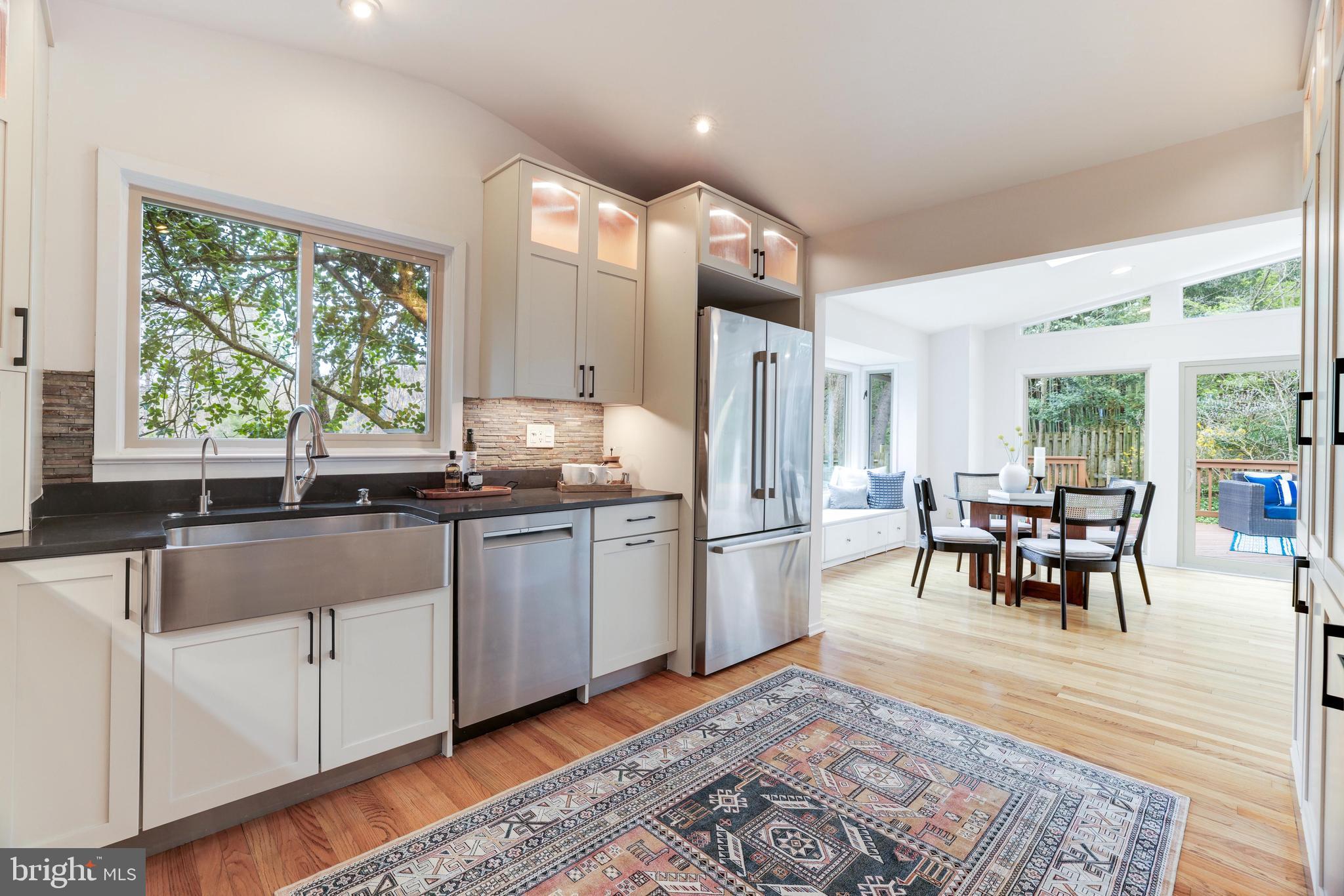 CARDEROCK SPRINGS - Residential