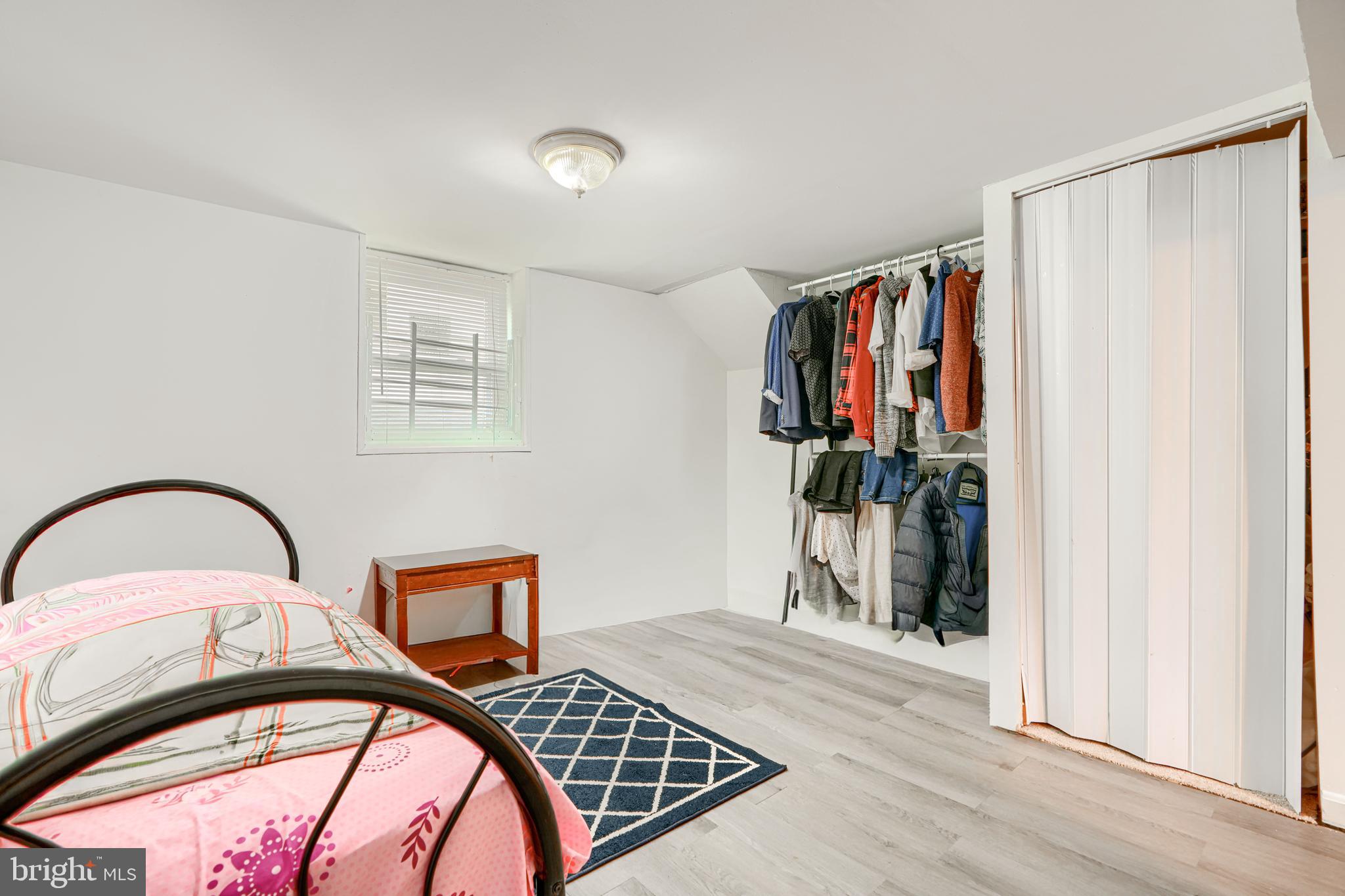 CATONSVILLE MANOR - Residential