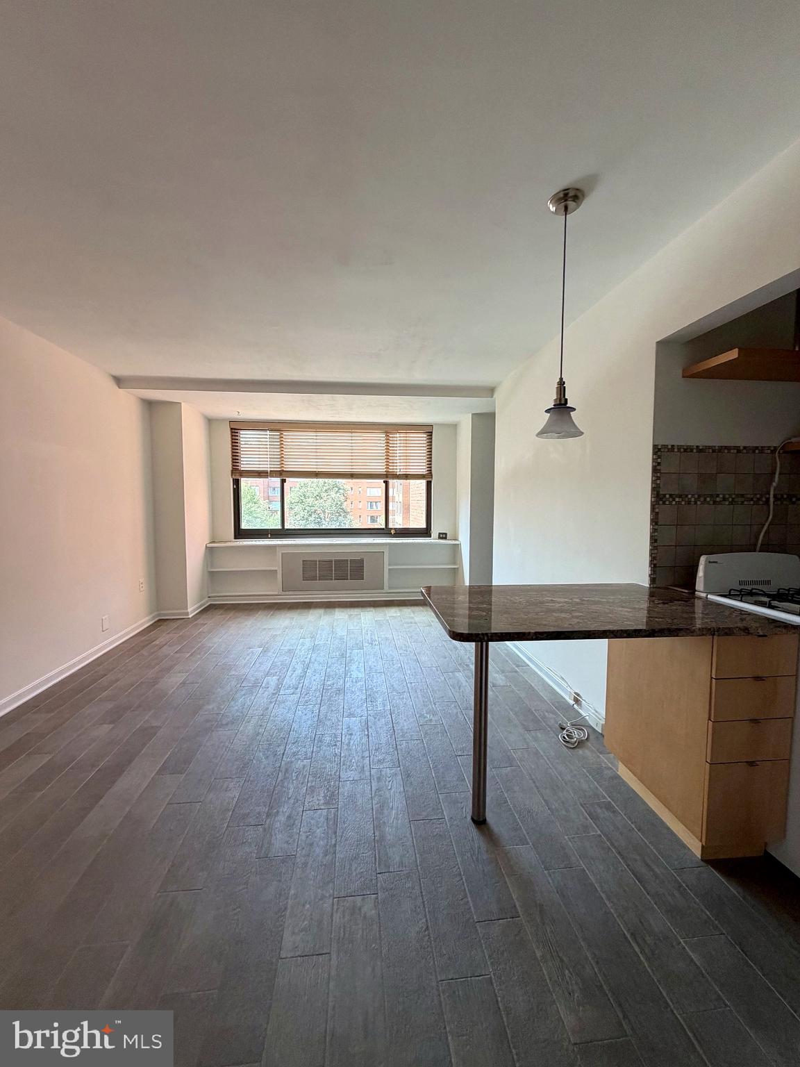 1021 ARLINGTON BOULEVARD 905