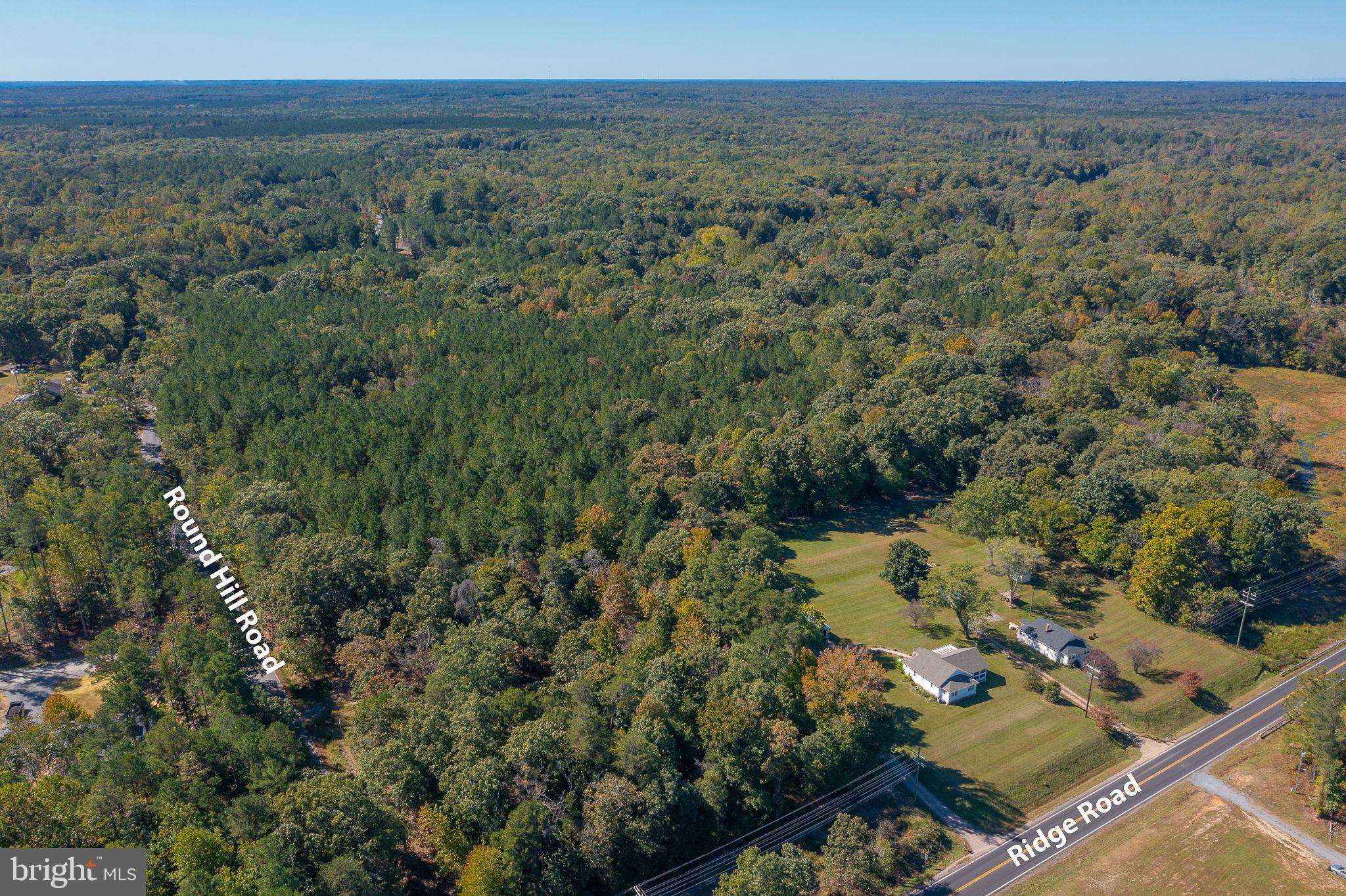 ROUND HILL ROAD & RIDGE ROAD