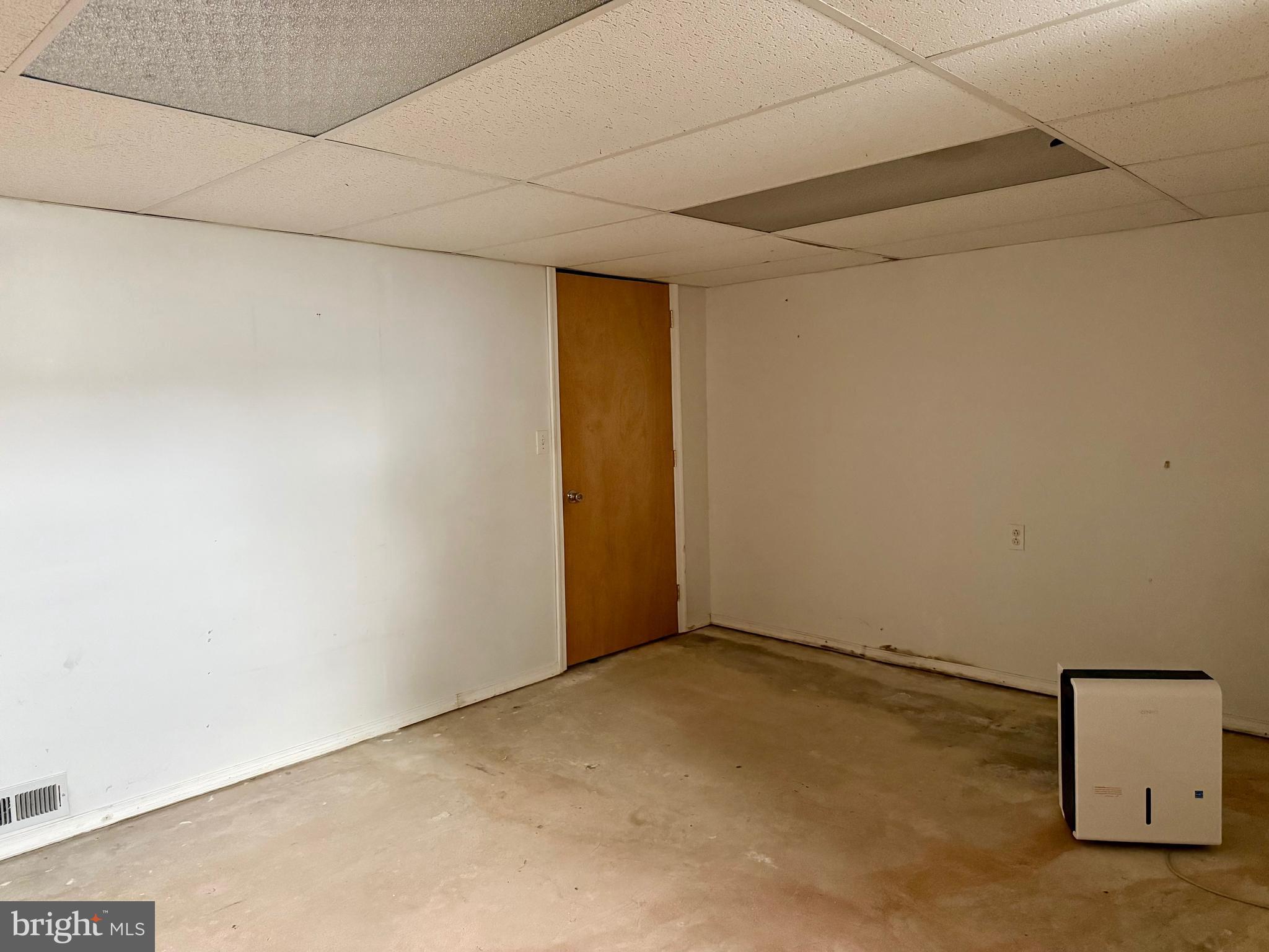 WHITPAIN HILLS - Residential