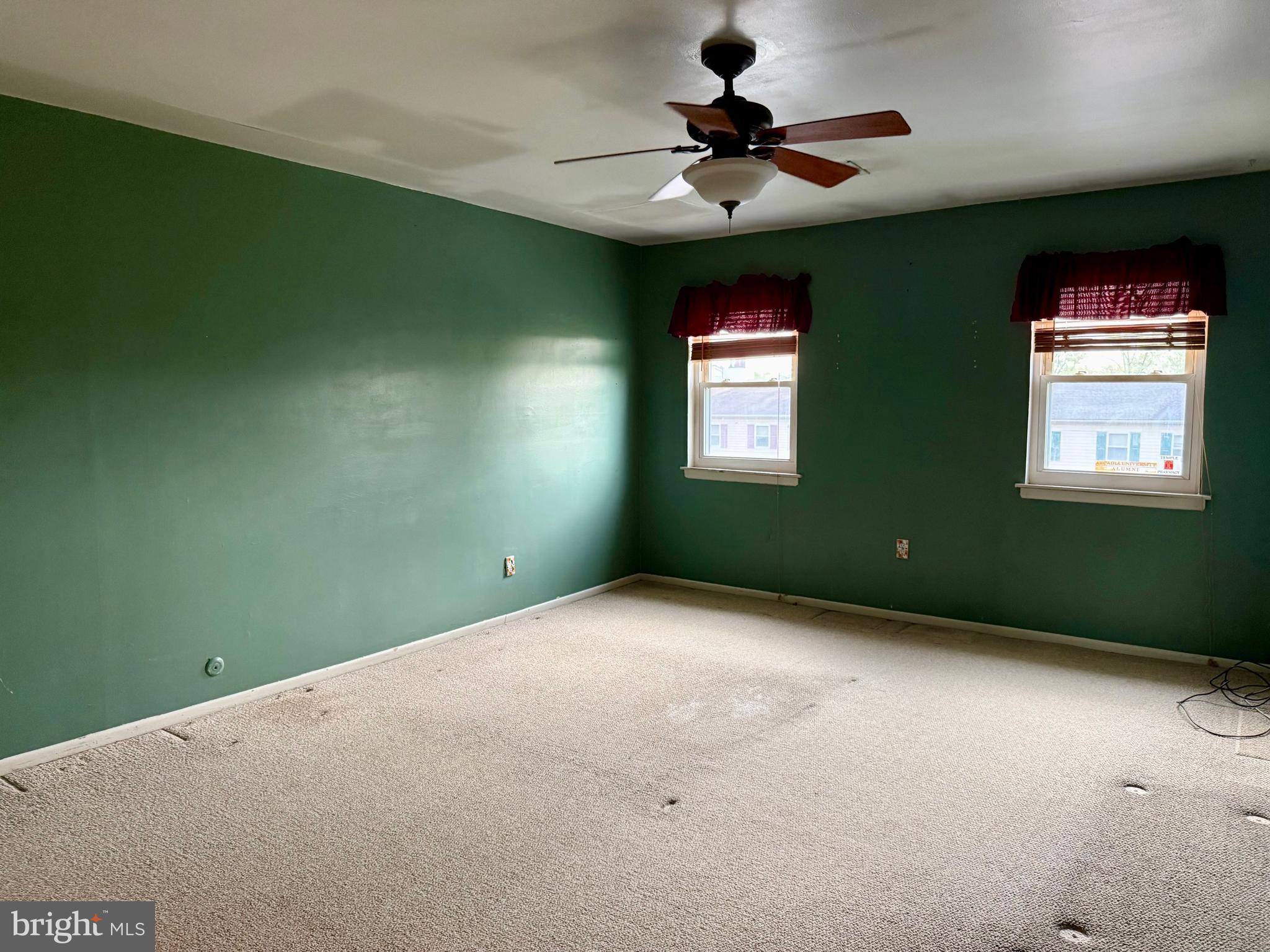 WHITPAIN HILLS - Residential