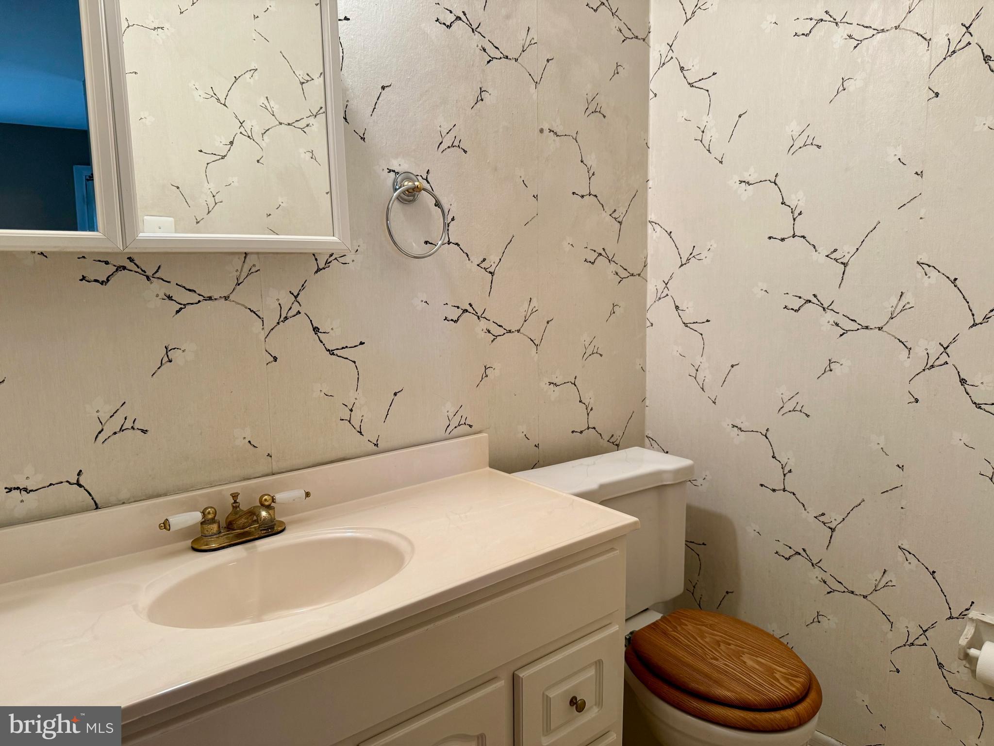 WHITPAIN HILLS - Residential