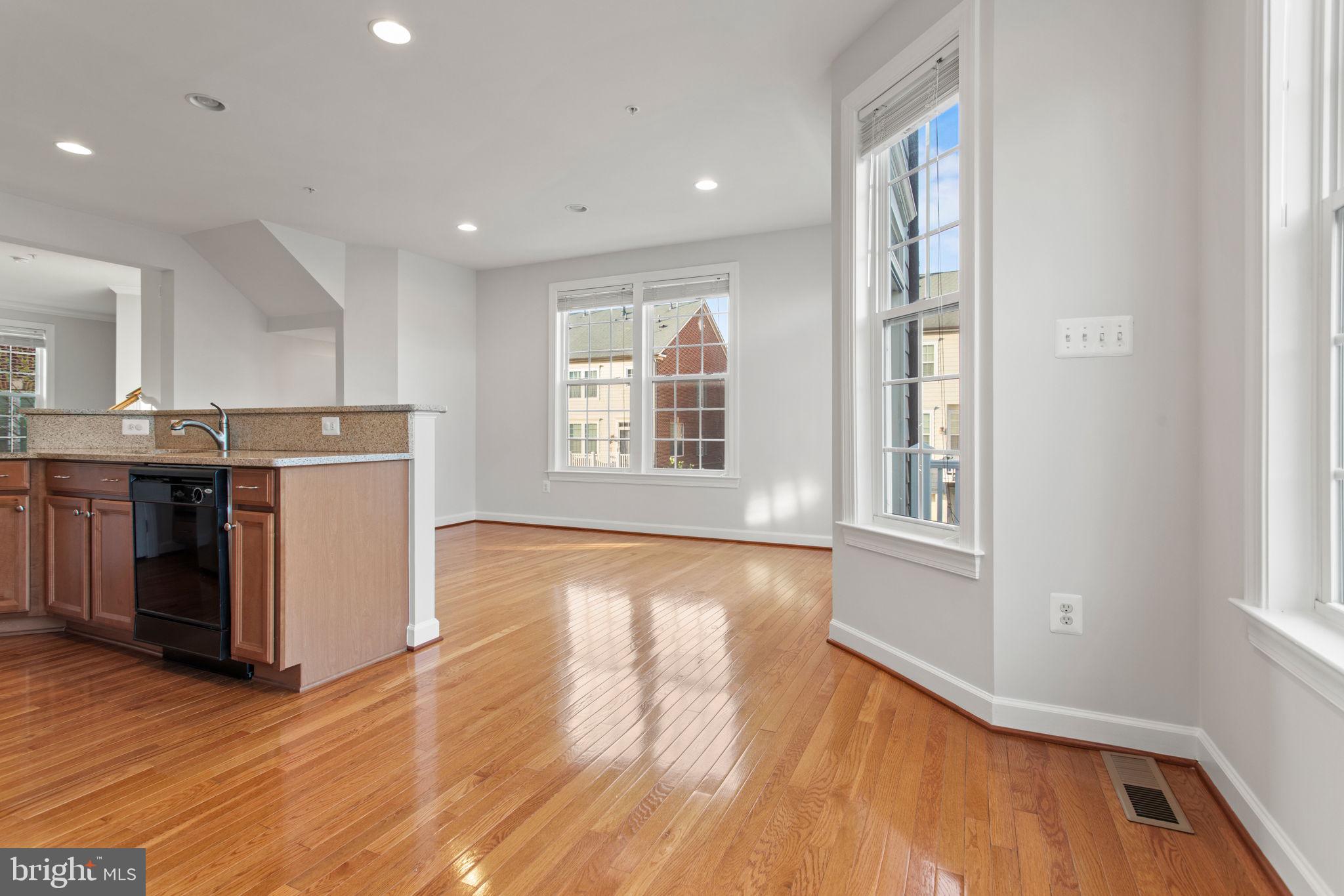 VILLAGES OF URBANA - Residential