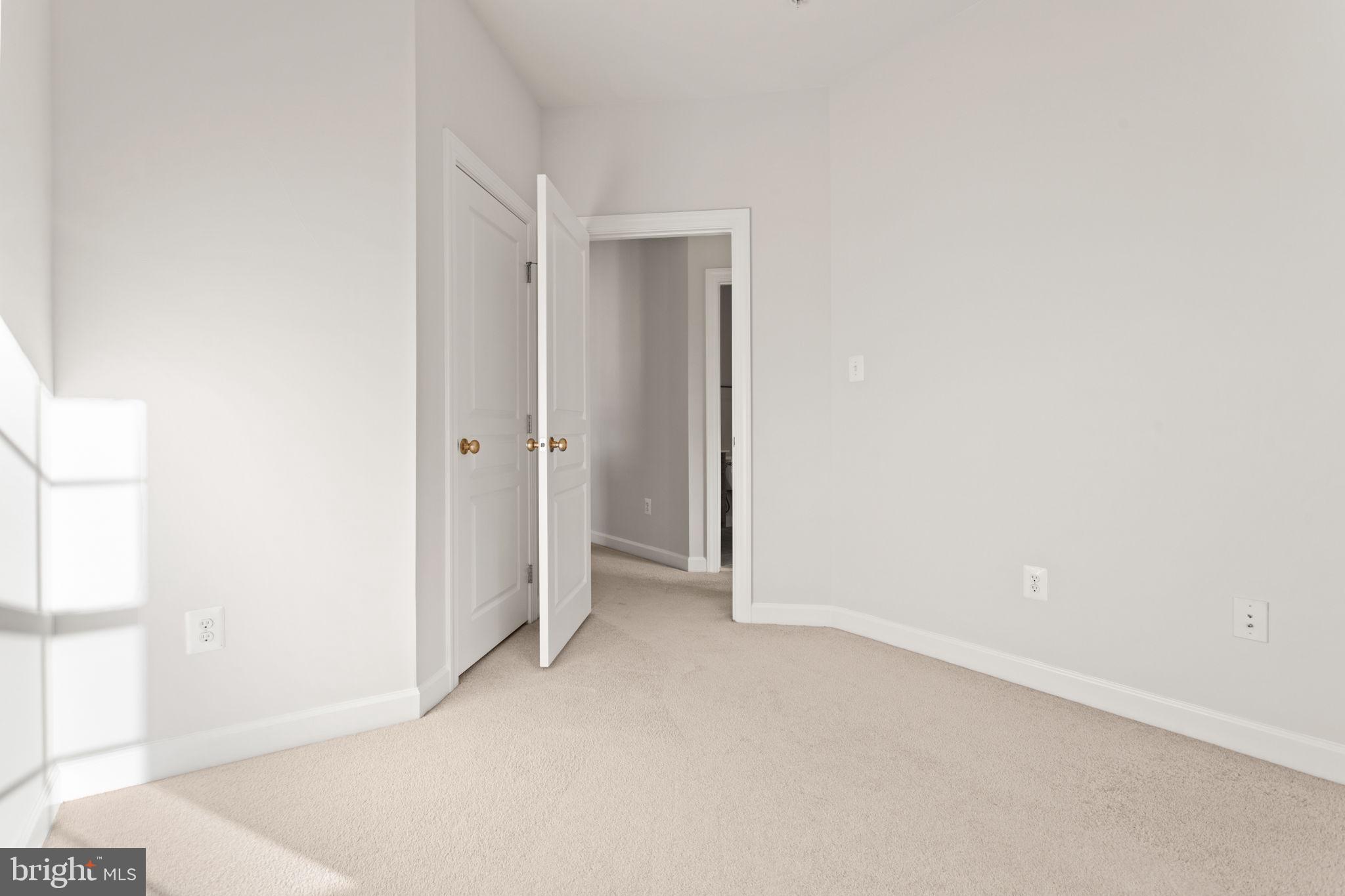 VILLAGES OF URBANA - Residential