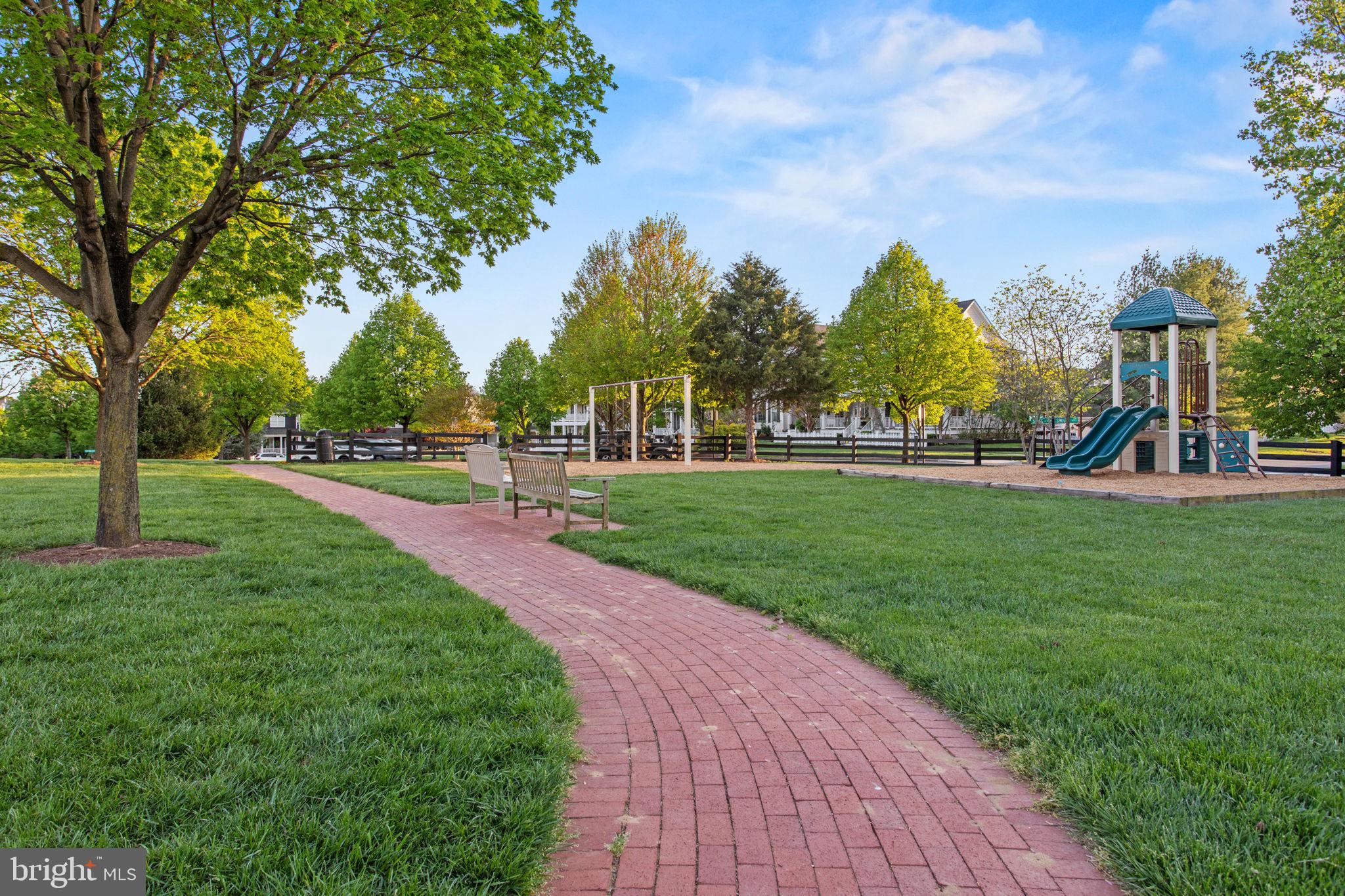 VILLAGES OF URBANA - Residential