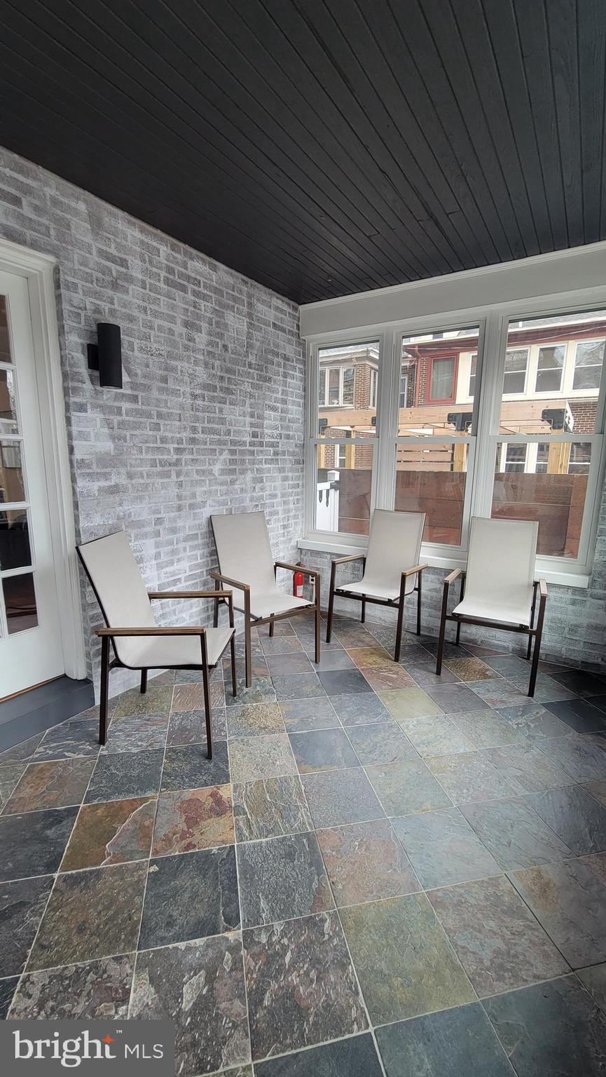 TROLLEY SQUARE - Residential