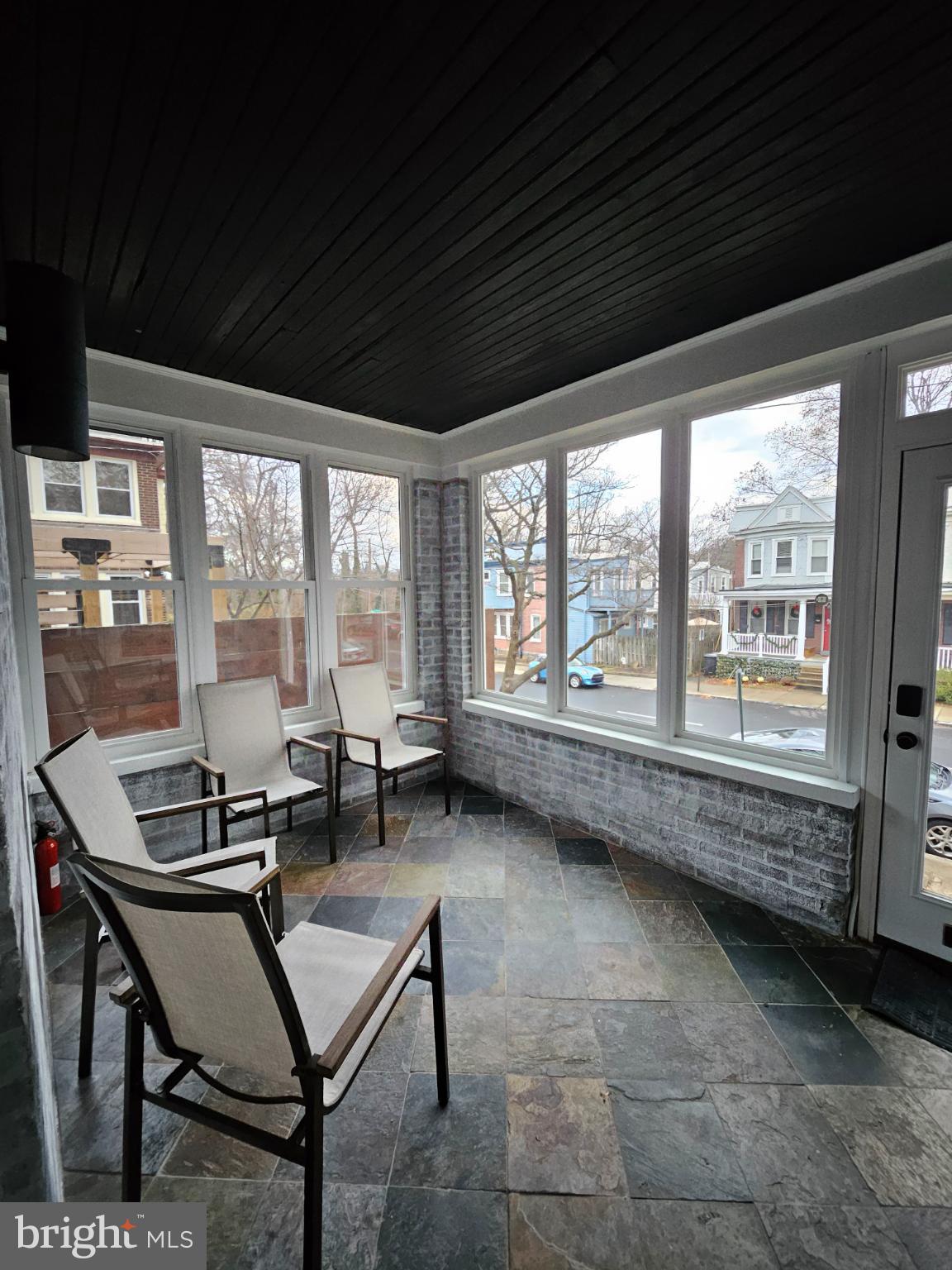 TROLLEY SQUARE - Residential