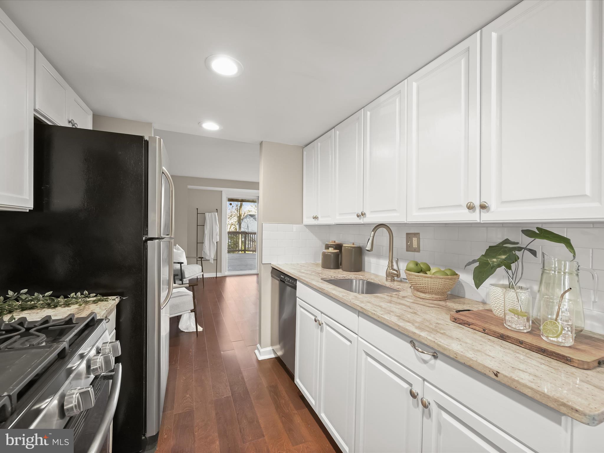 VILLAGE OF HARPERS CHOICE - Residential