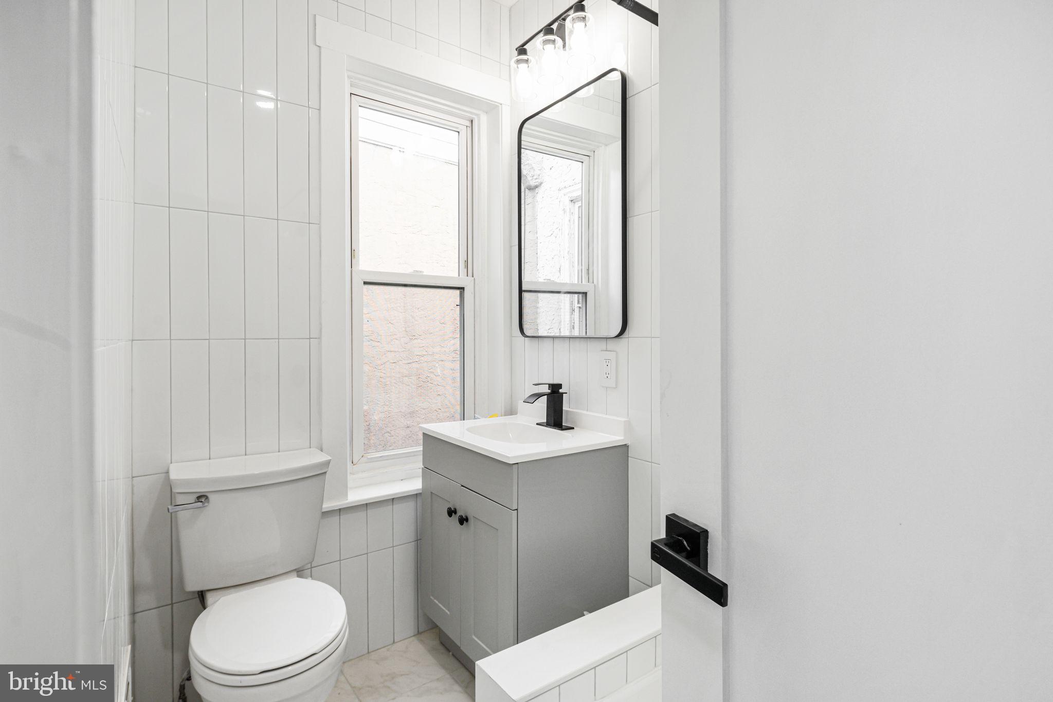 MANAYUNK - Residential Lease