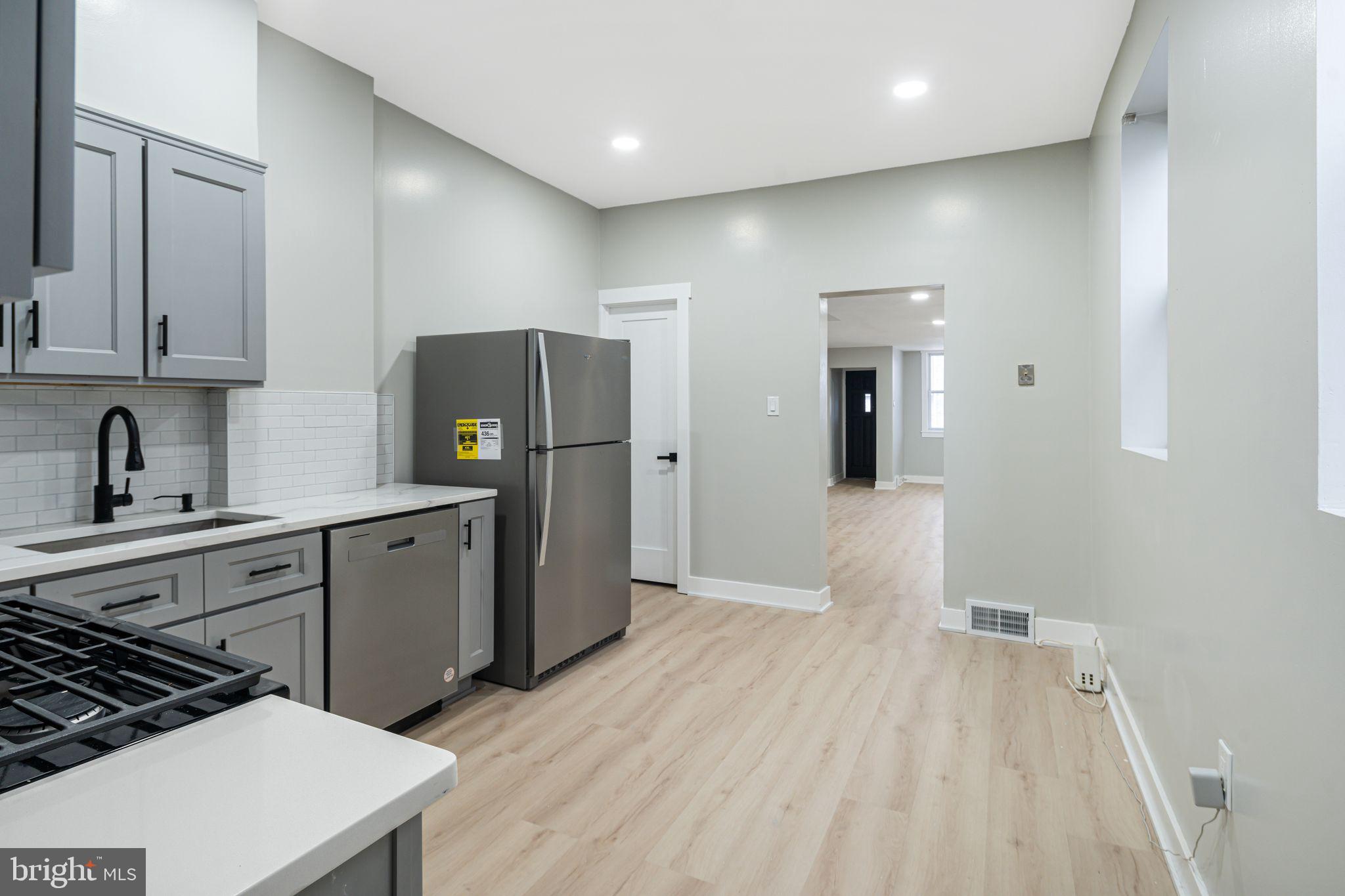 MANAYUNK - Residential Lease