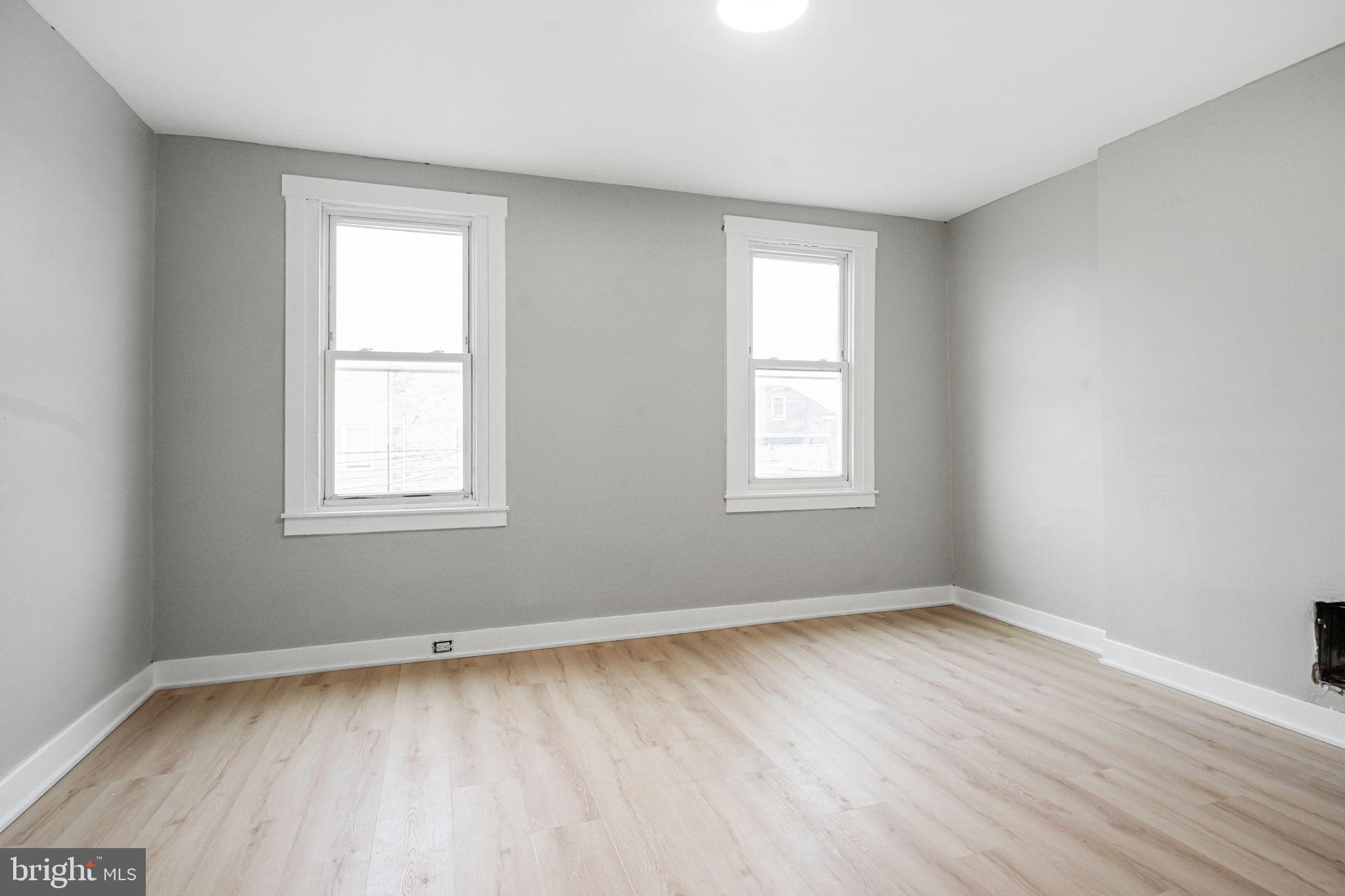 MANAYUNK - Residential Lease