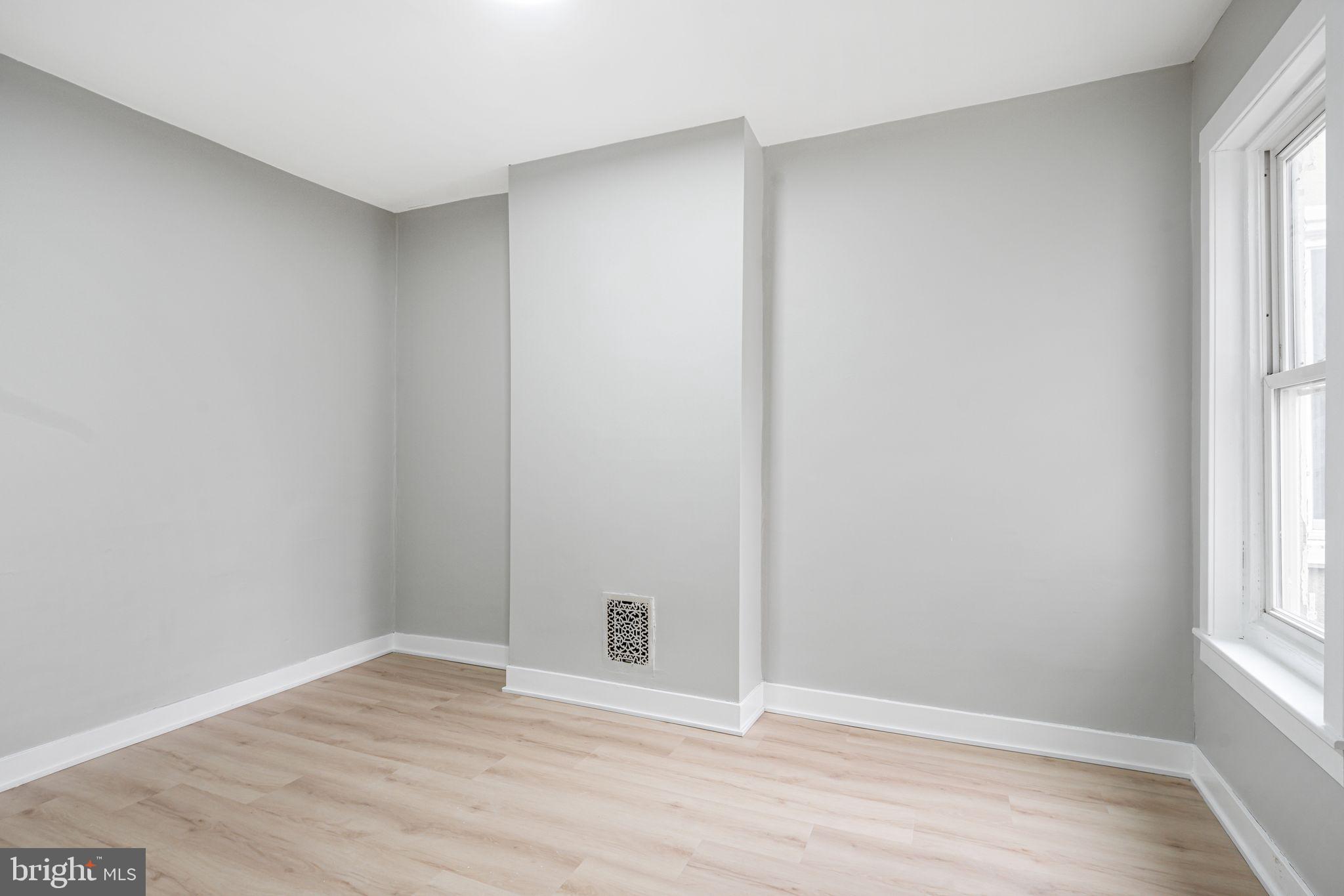 MANAYUNK - Residential Lease