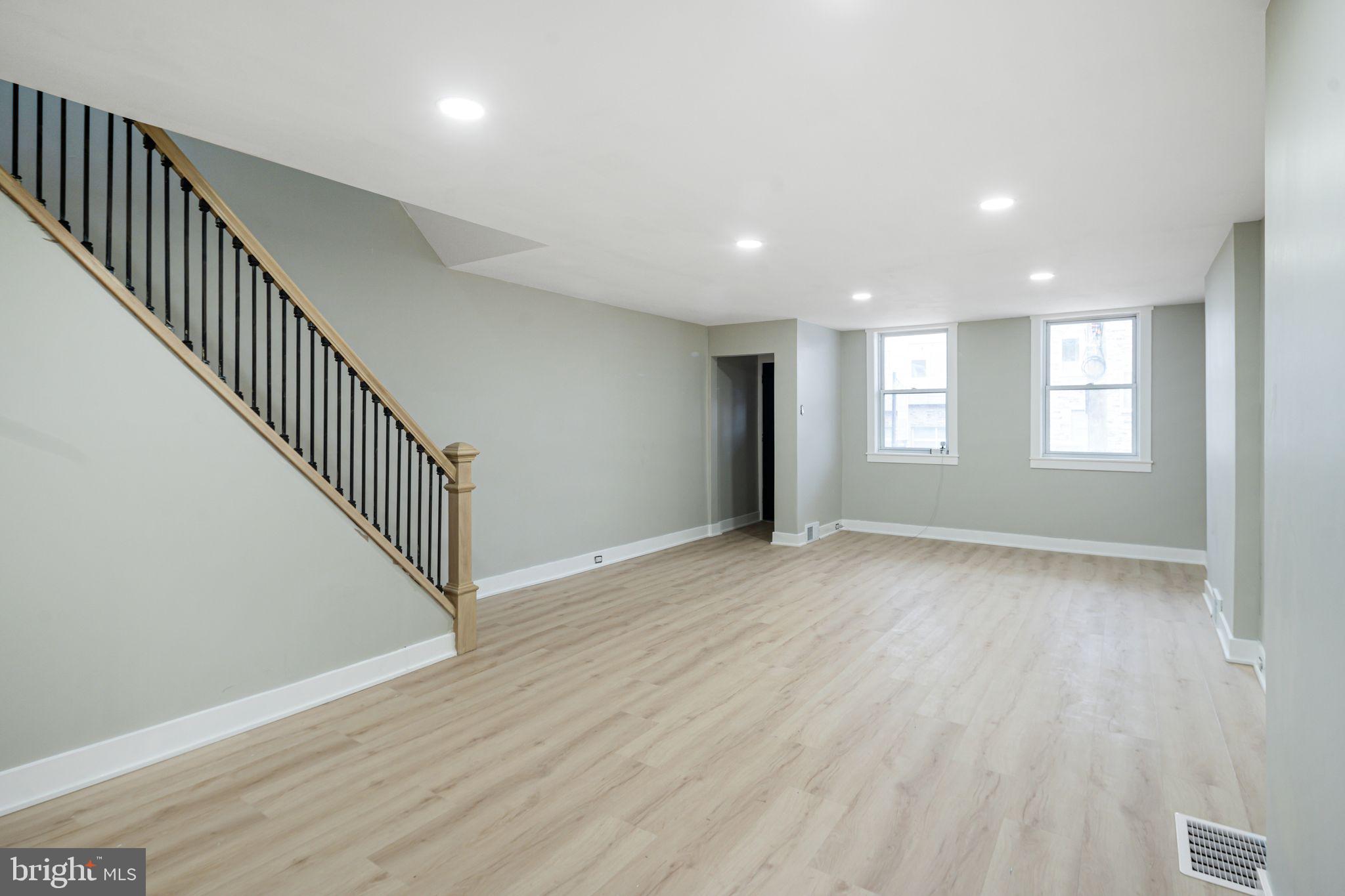MANAYUNK - Residential Lease