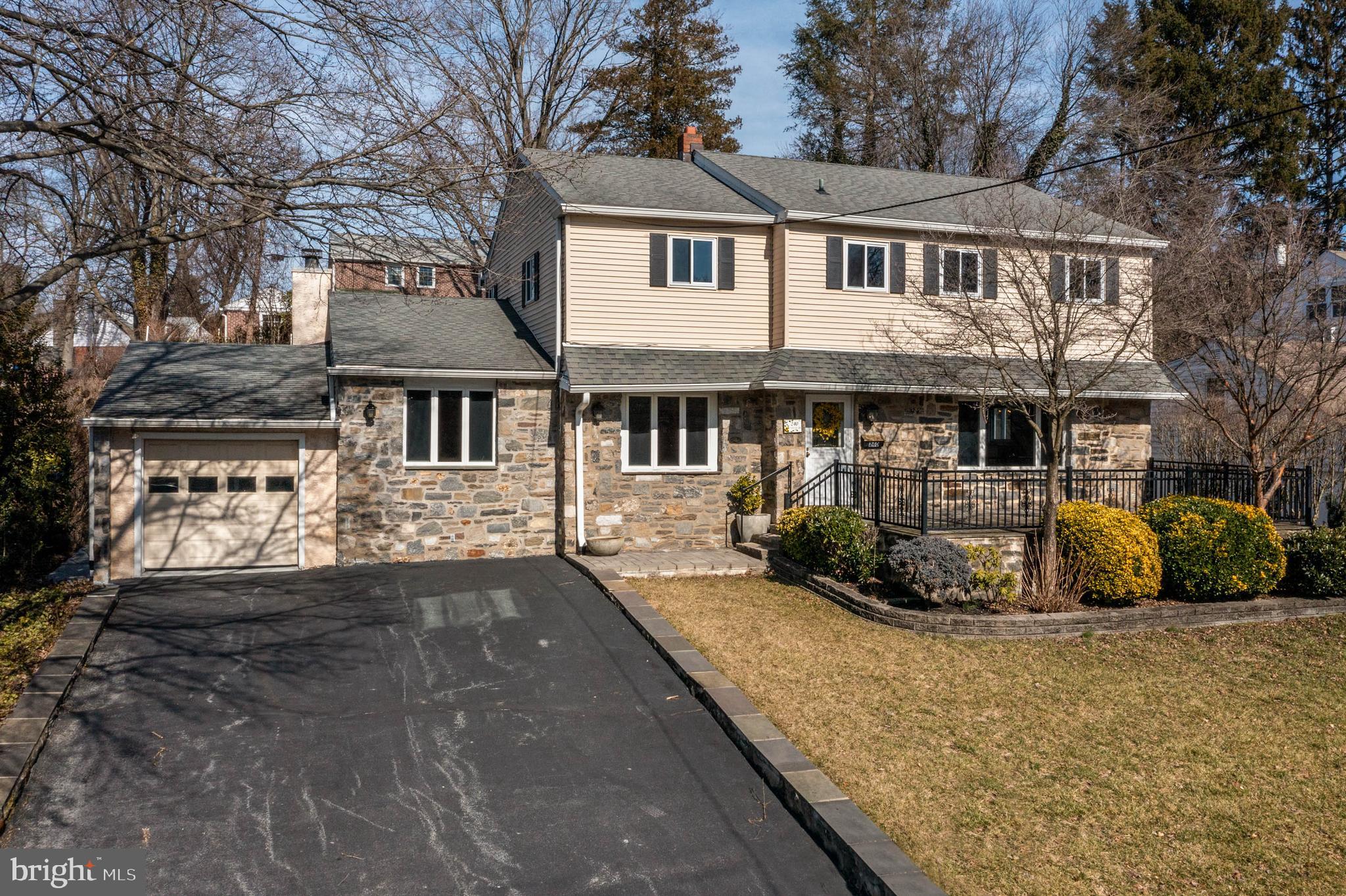 PADDOCK FARMS - Residential