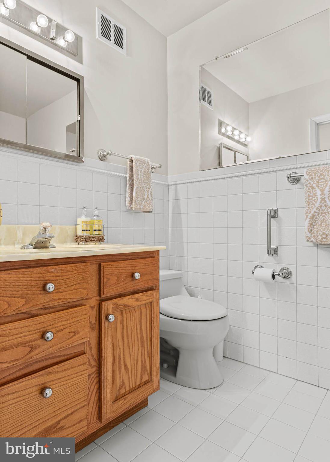 PADDOCK FARMS - Residential