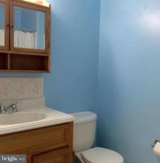 COUNTRY WOOD ESTATES - Residential Lease