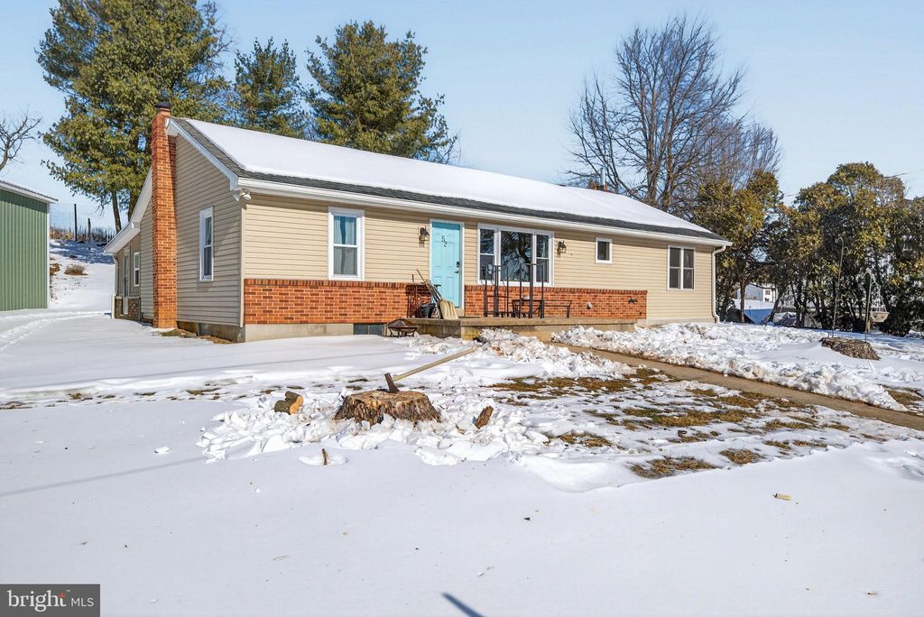 Photo of 53 Dawn Lane, YORK, PA 17406 (MLS # PAYK2097226)