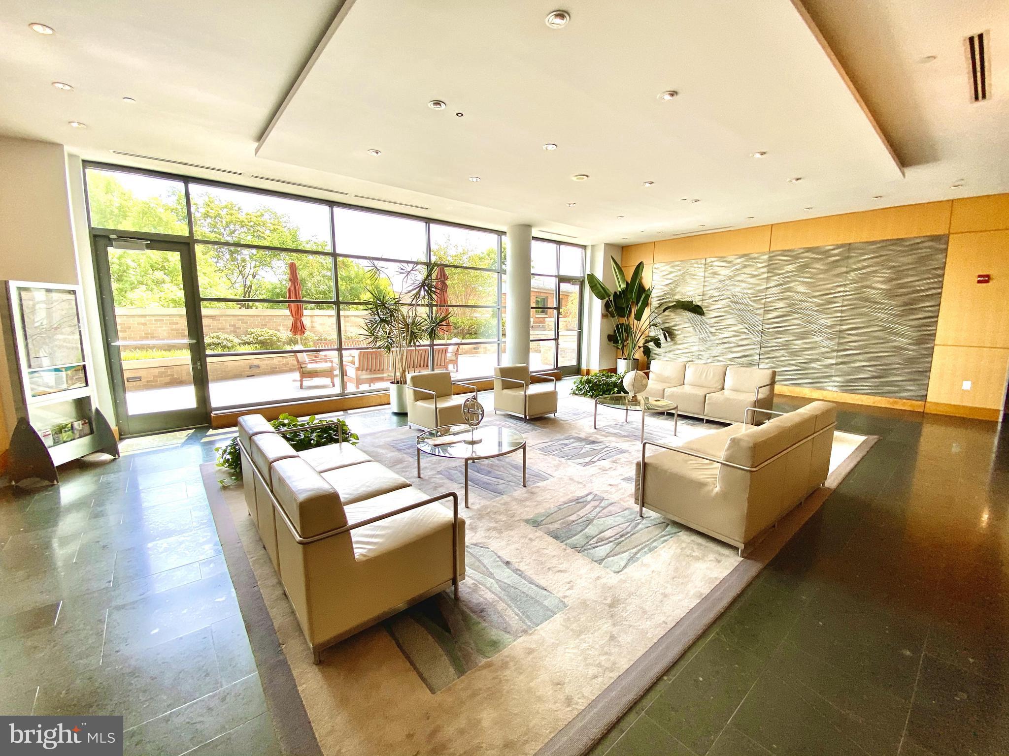 2001 15TH STREET N 514