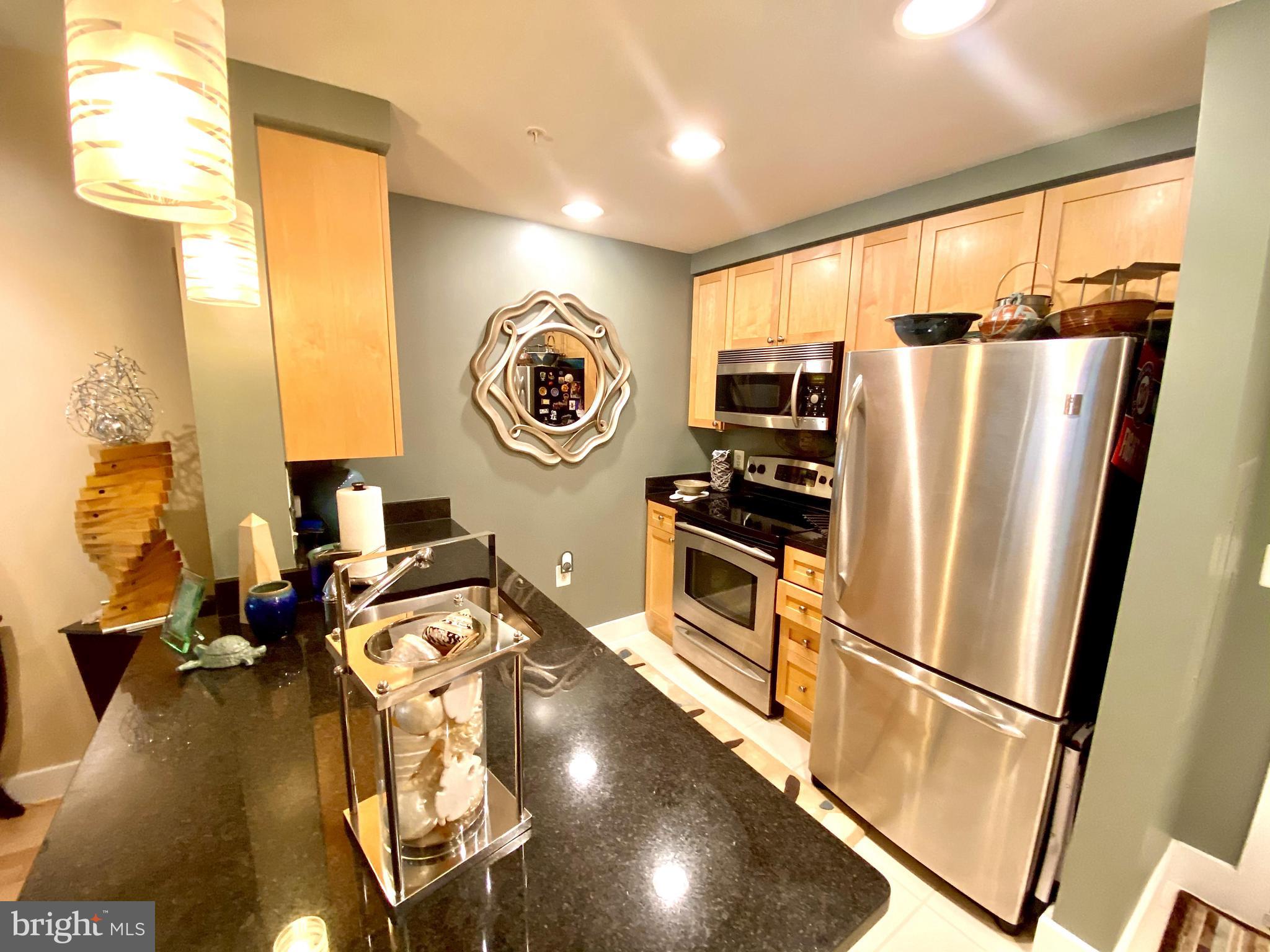 2001 15TH STREET N 514