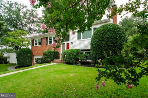 Photo of 971 N Rochester Street, ARLINGTON, VA 22205 (MLS # VAAR2075150)