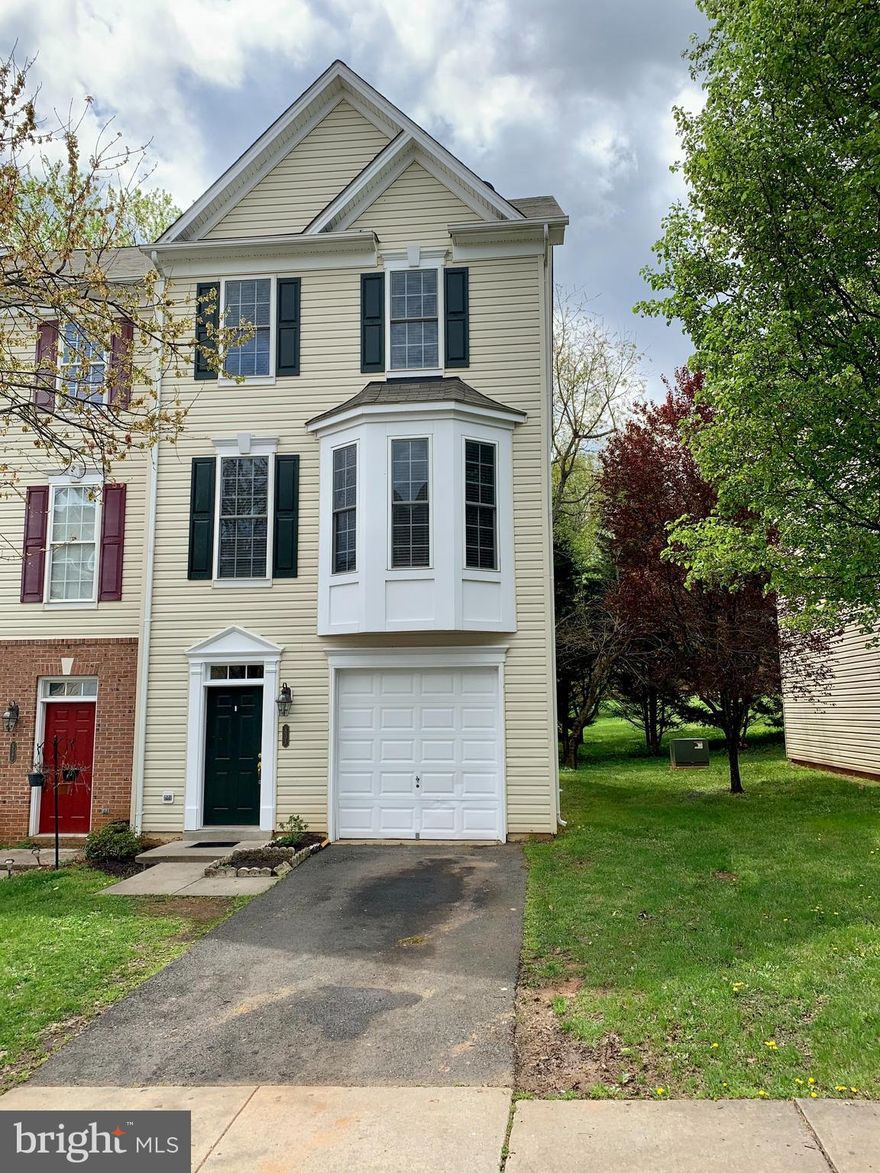 Lovely move-in ready townhouse with garage conveniently located just minutes from Main St. Upper level offers Primary bedroom with vaulted ceilings and large walk-in closet and primary bath with separate shower and soaking tub. 2 additional bedrooms and a full bath upstairs. Bright and open main level has a large living dining room combo with bay window kitchen with large pantry and nice size dining area and half bath. Partially finished basement gives provides tons of storage space or potential for more living space. Call list agent for details.