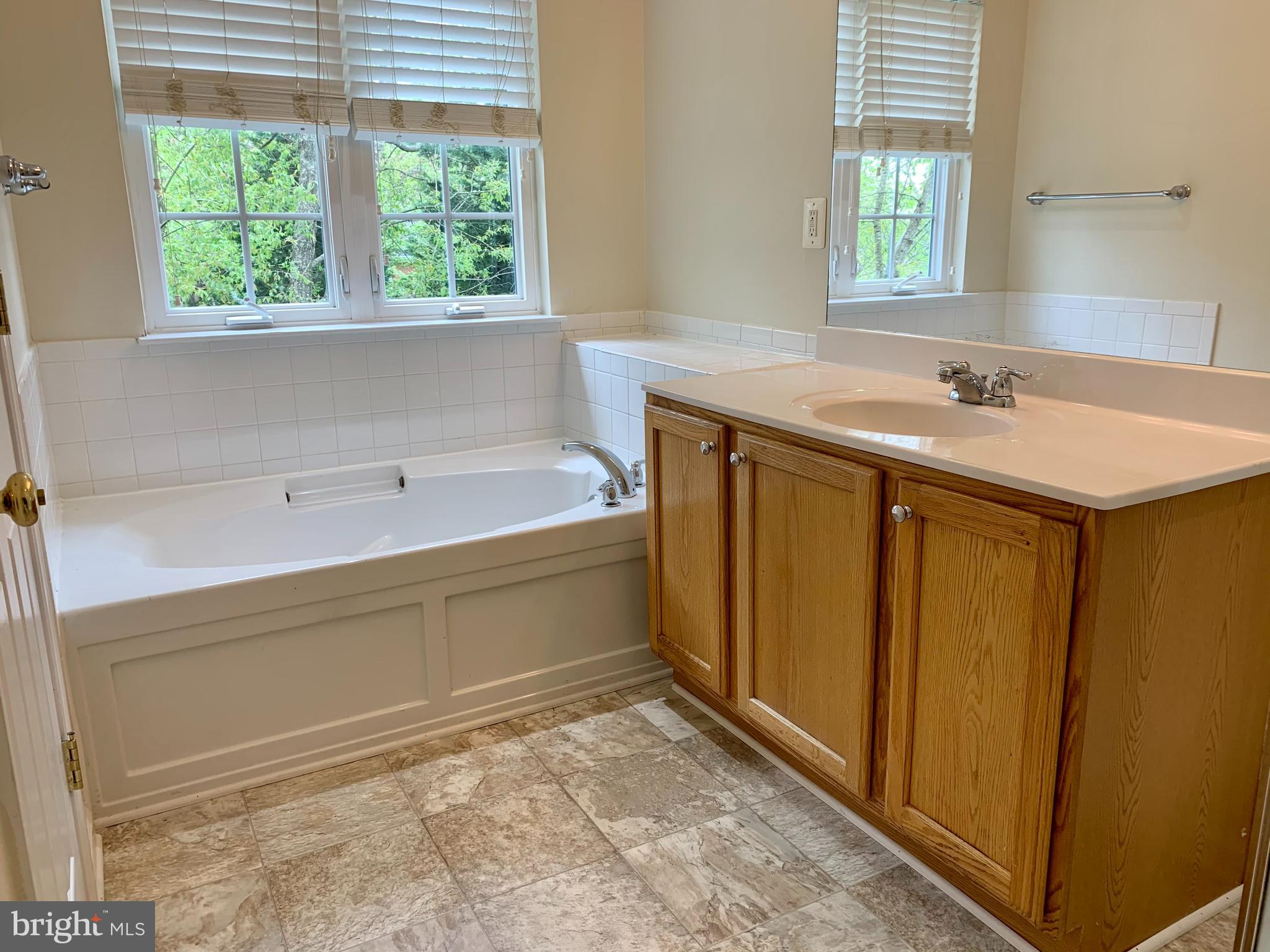 FAIRVIEW VILLAGE - Residential