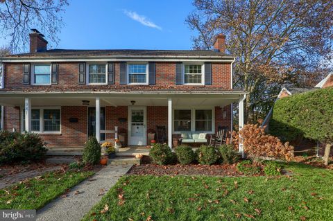 Photo of 983 Pleasure Road, Lancaster, PA 17601 (MLS # PALA2043592)