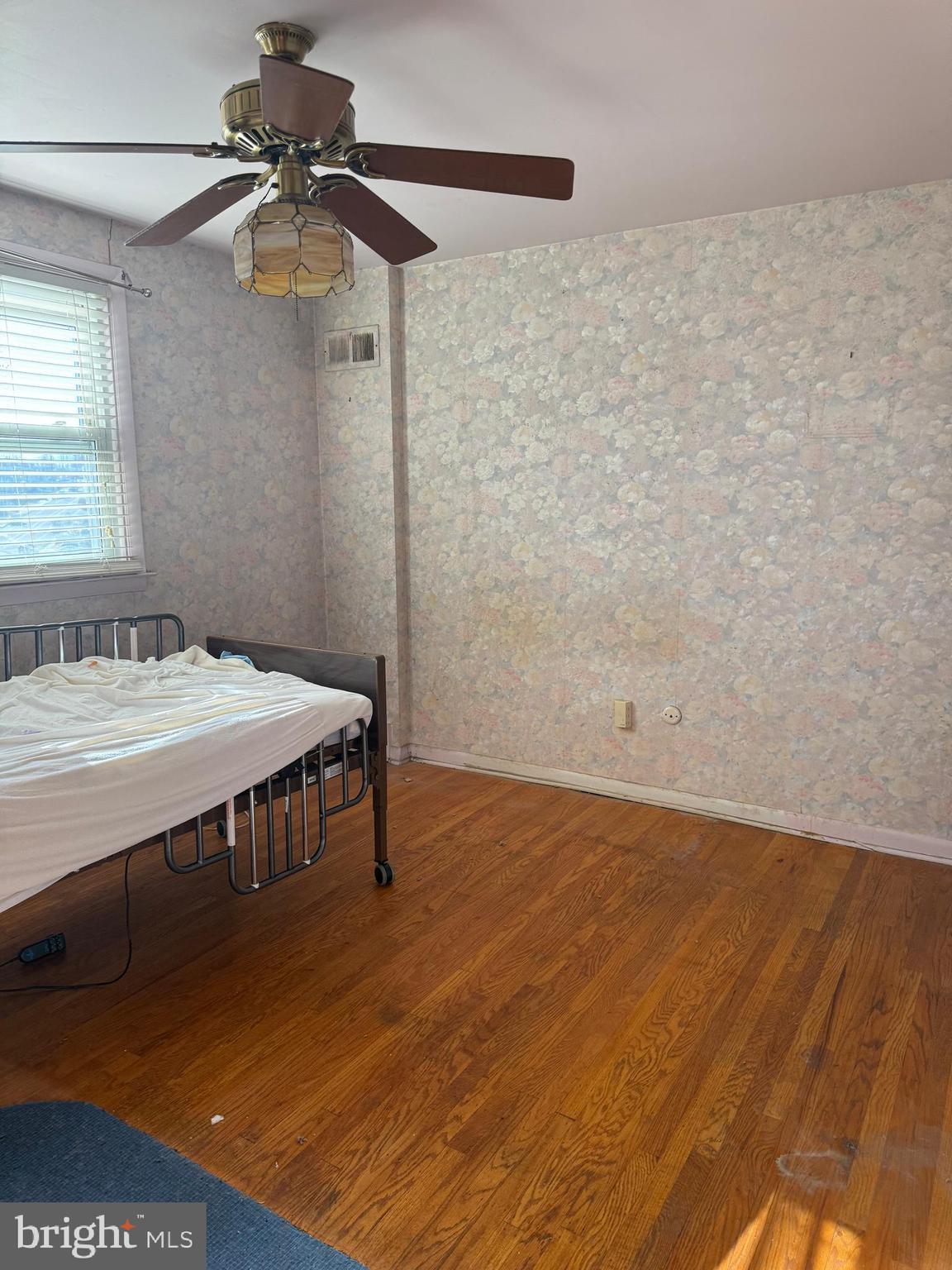 ROXBOROUGH - Residential