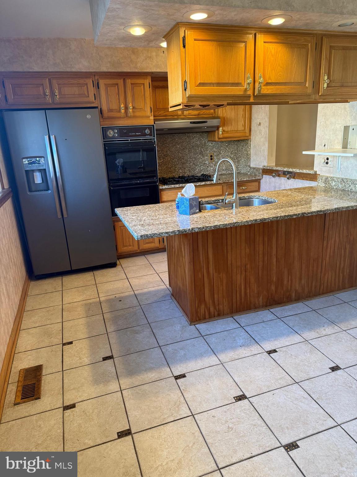 ROXBOROUGH - Residential