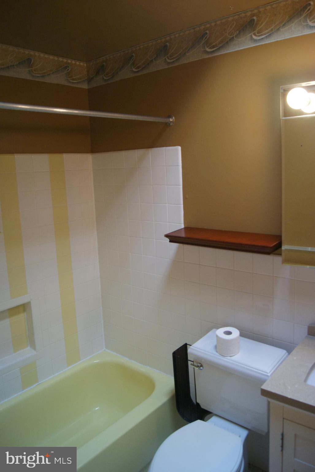 ROXBOROUGH - Residential