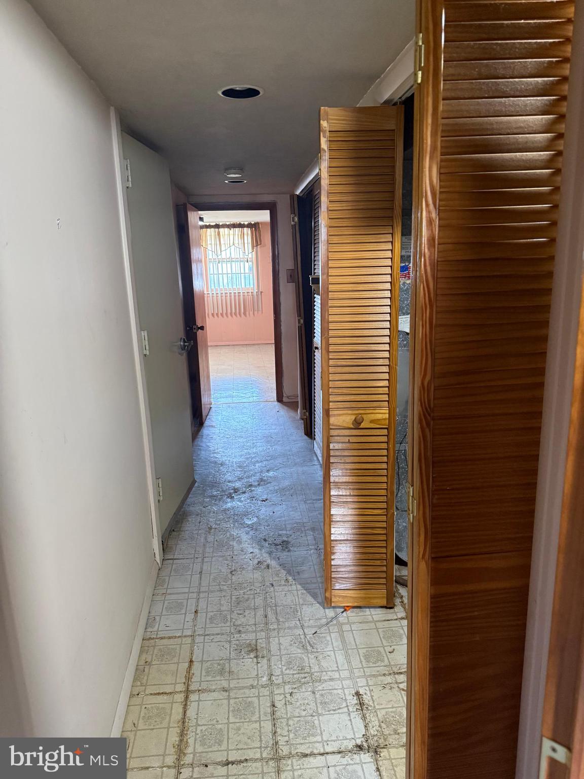 ROXBOROUGH - Residential