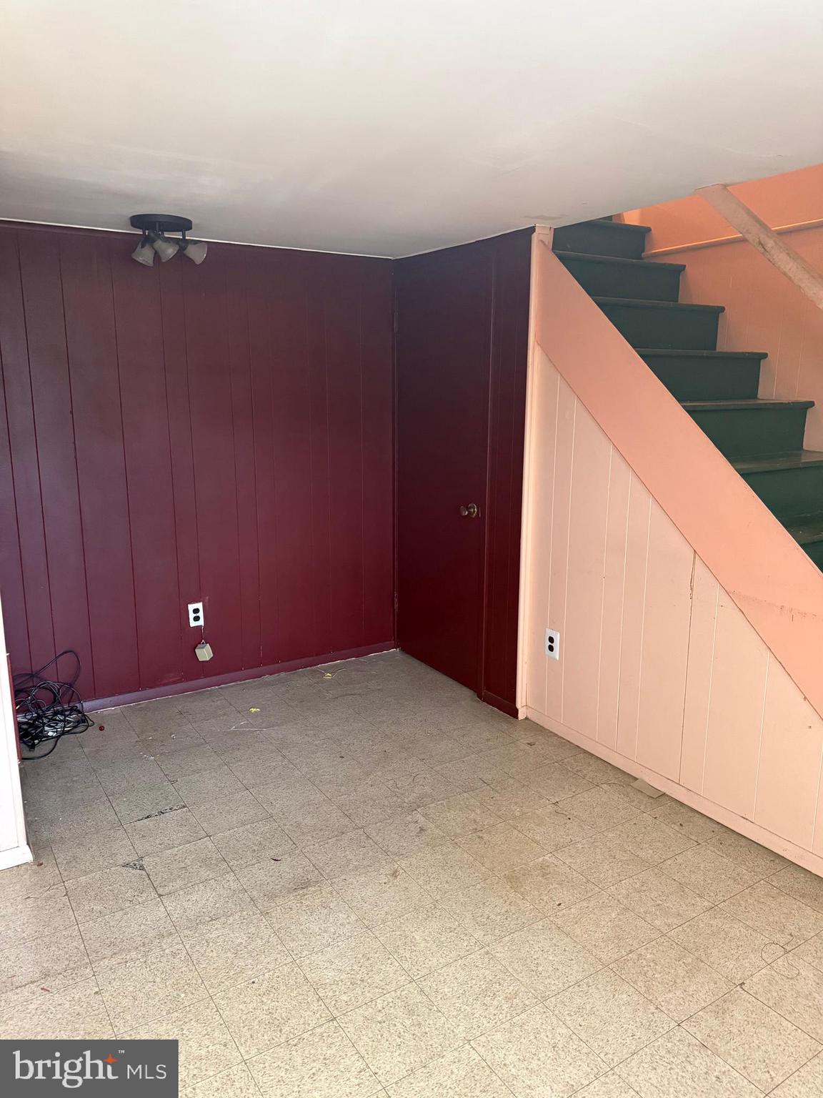 ROXBOROUGH - Residential